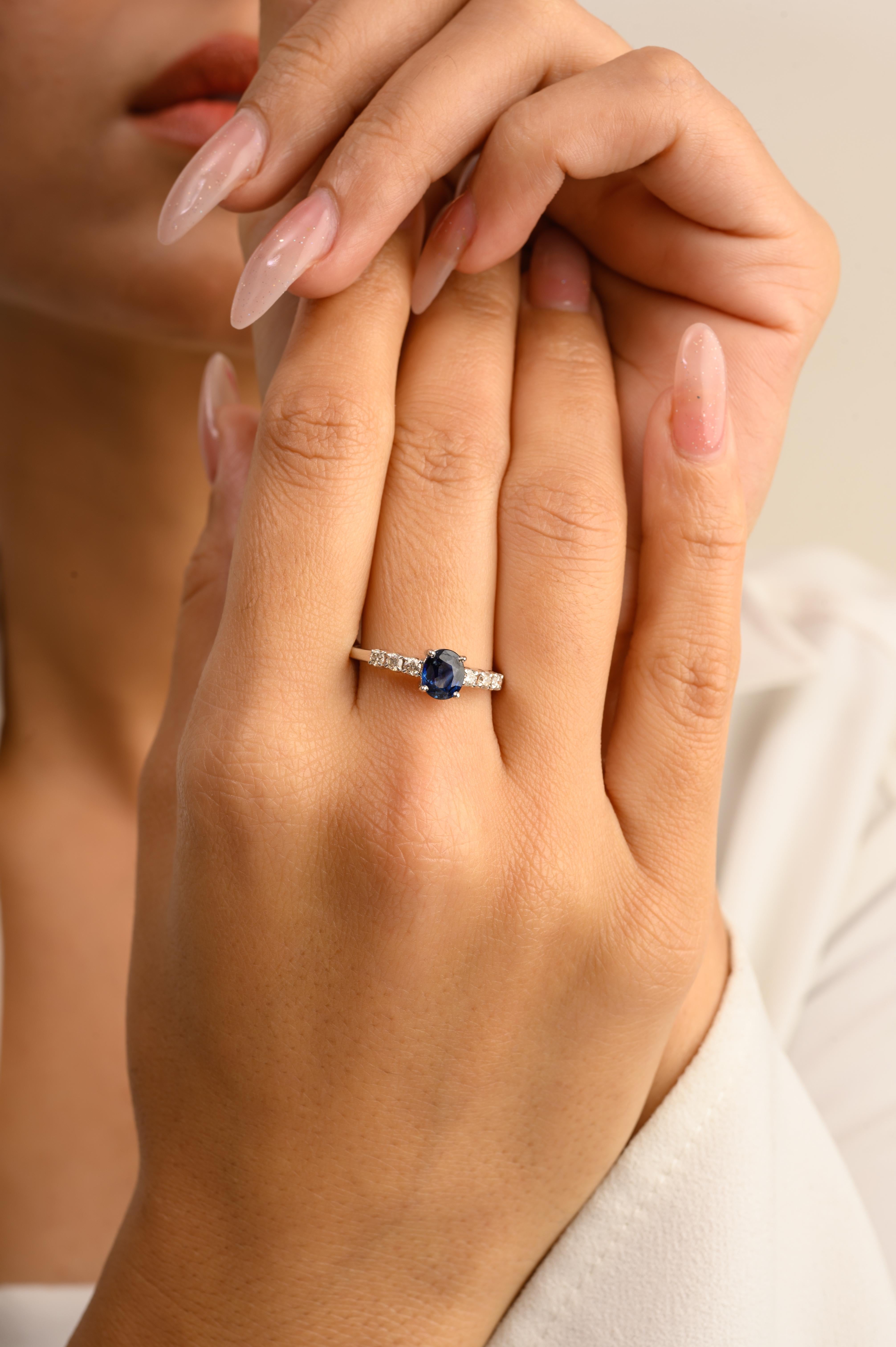 For Sale:  0.91 Carat Natural Blue Sapphire and Diamond Ring in 14k Solid White Gold 2