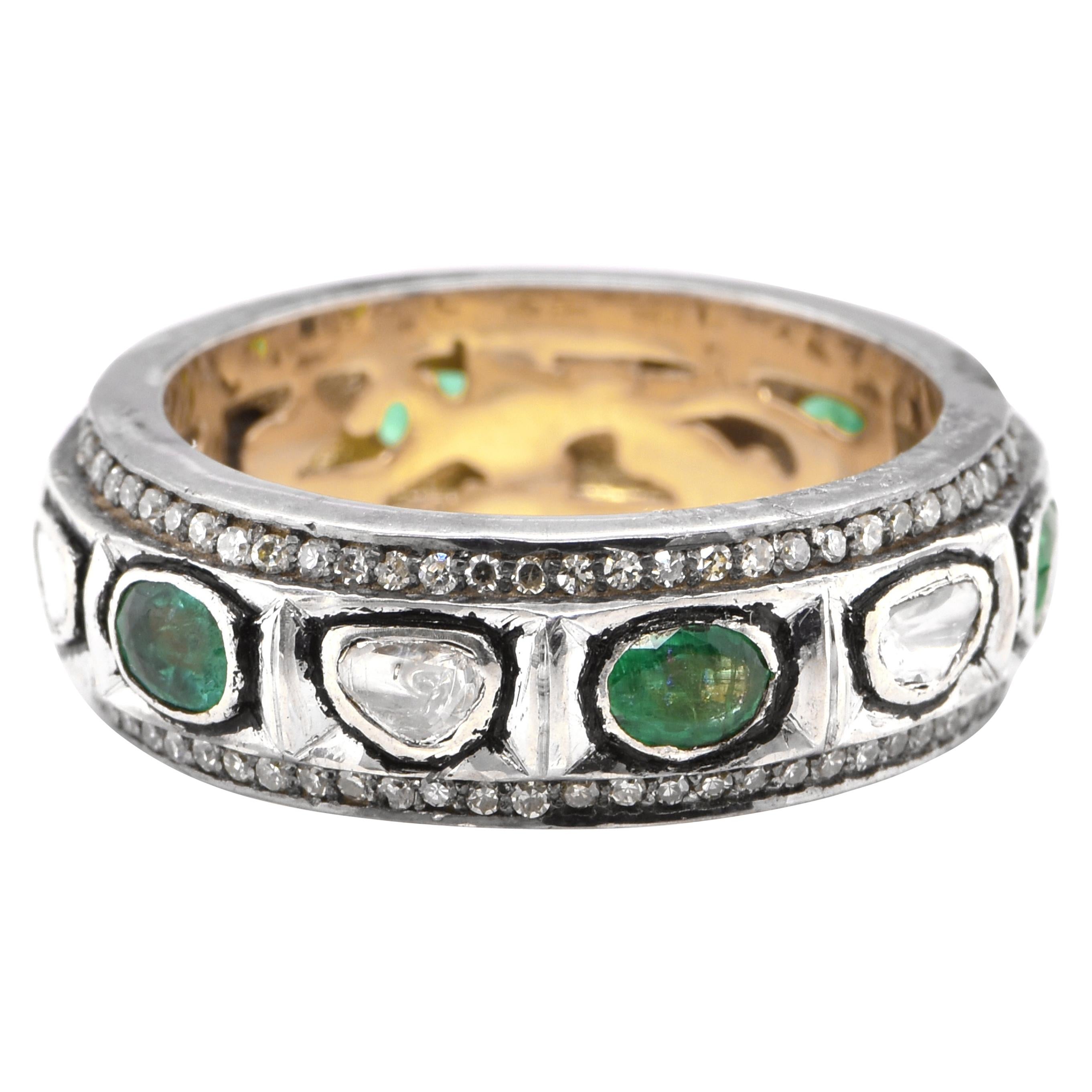 0.91 Carat Natural Emerald and Polki Diamond Victorian-Style Full Eternity Ring For Sale