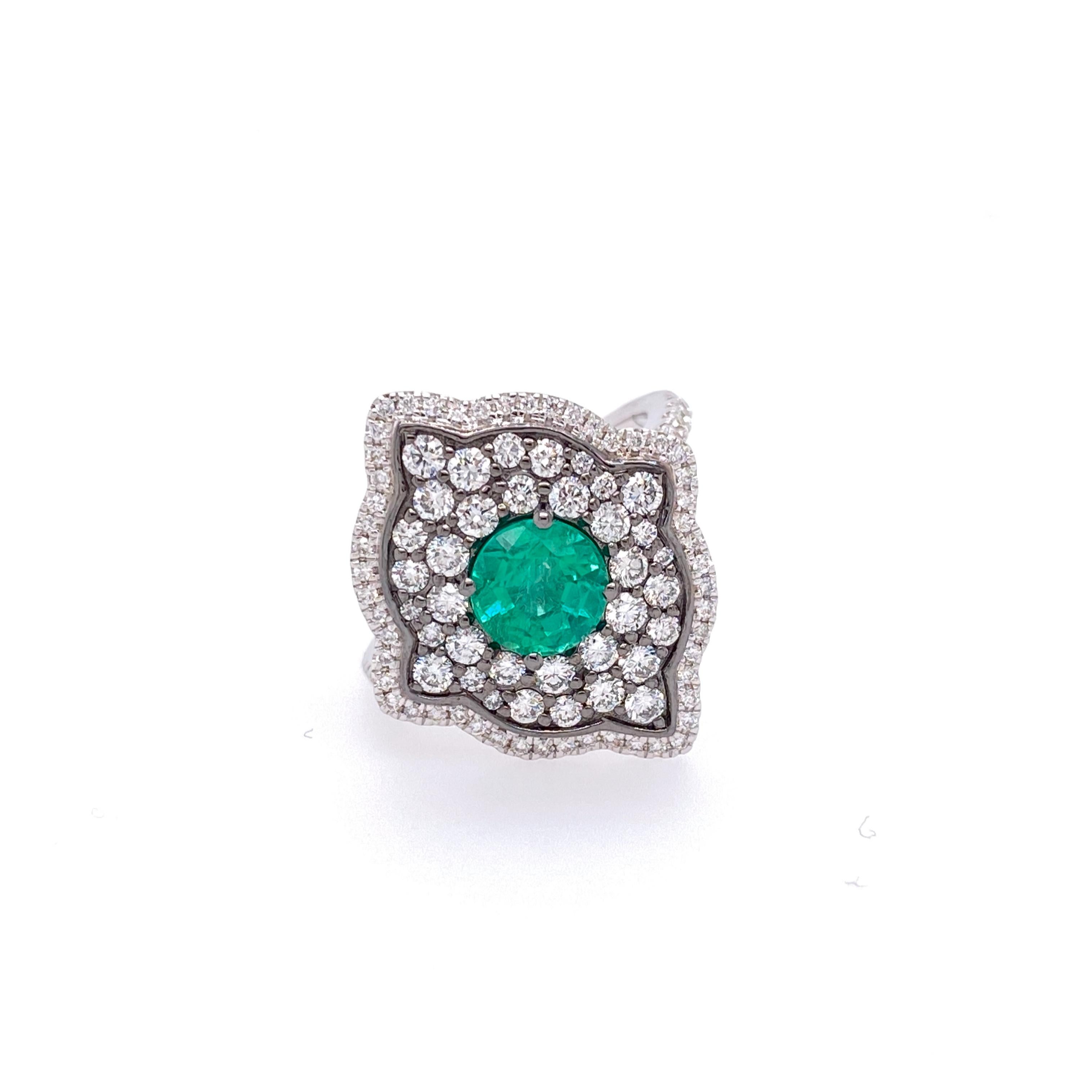 0.91 Carat Round Emerald and Diamond Cocktail Ring In New Condition In Great Neck, NY