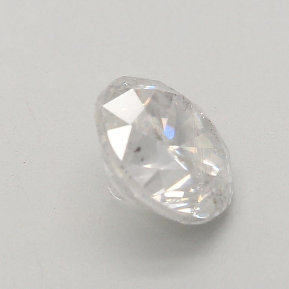 Diamant de forme ronde de 0,91 carat, pureté I2  en vente 3