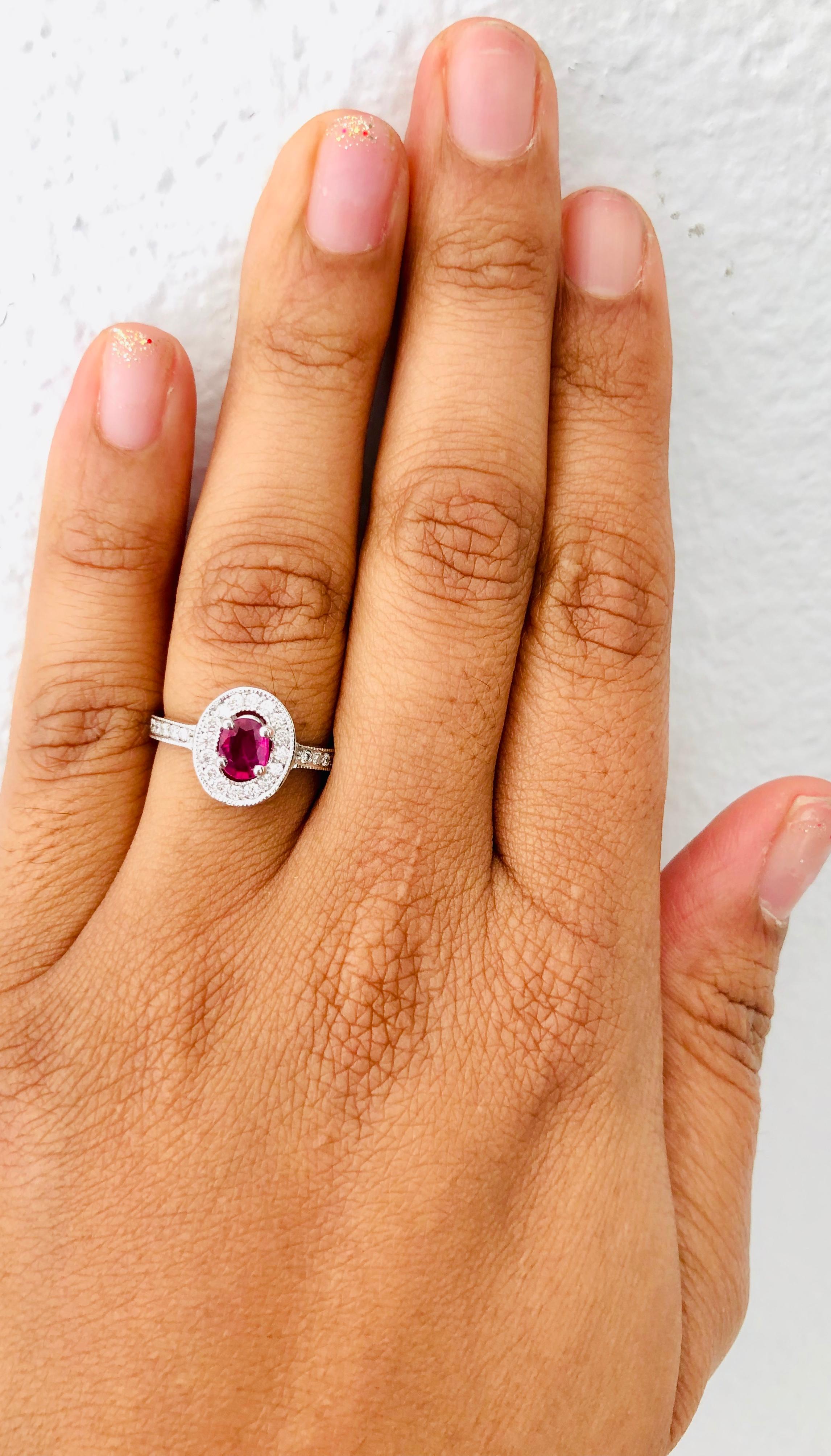 0.91 Carat Ruby Diamond 14 Karat White Gold Ring In New Condition For Sale In Los Angeles, CA