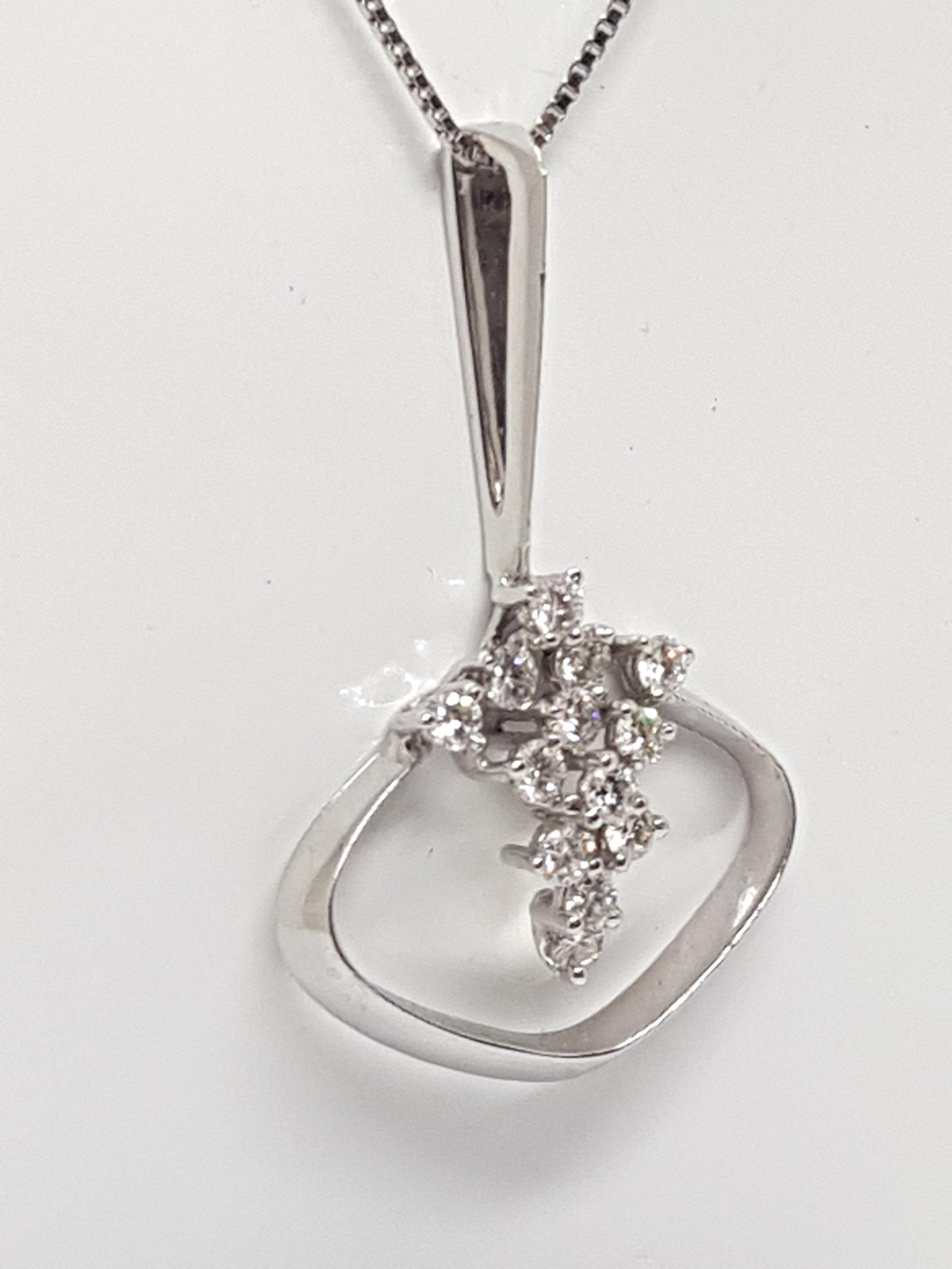Round Cut 0.91 Carat White Gold Necklace Diamond Pendant