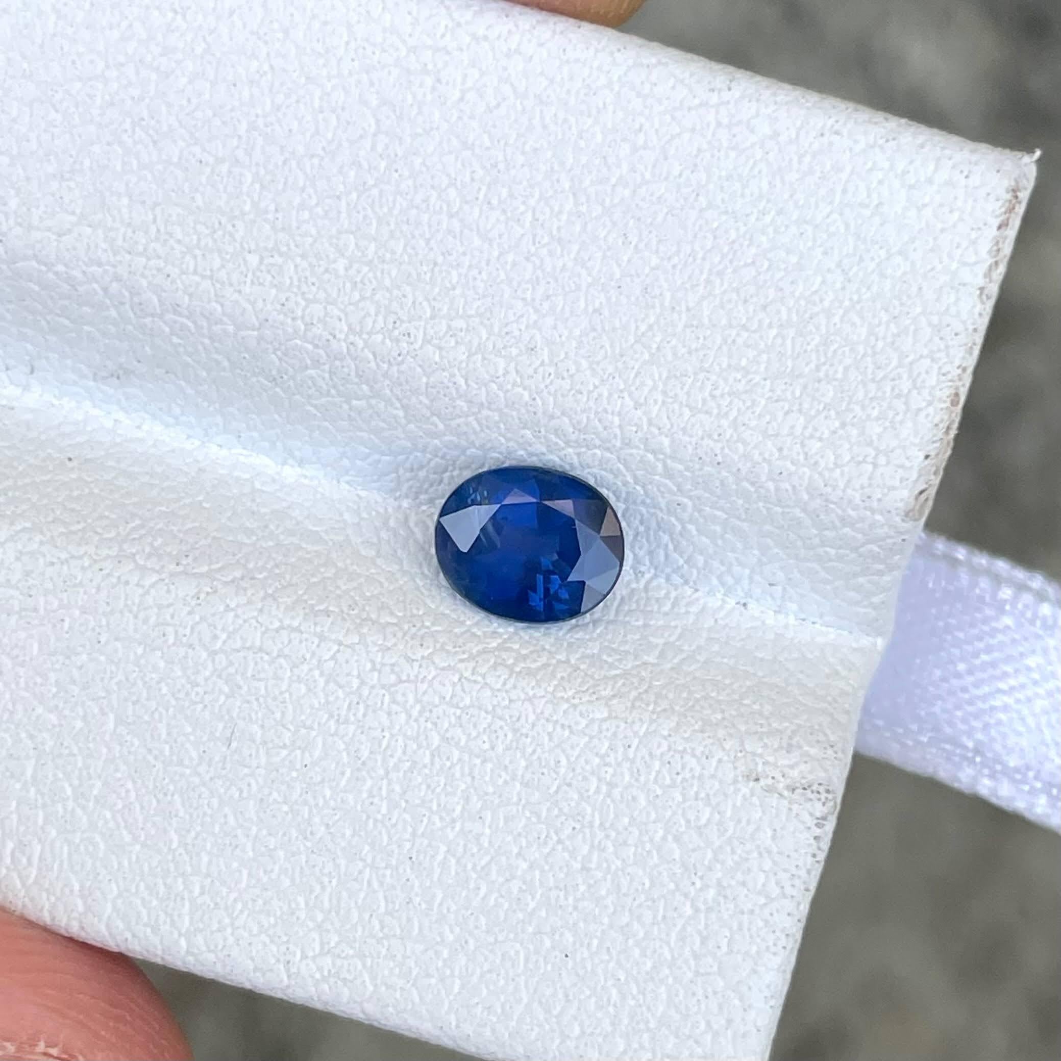 Weight 0.91 carats 
Dimensions 6.2x5.1x3.5 mm 
Treatment heated 
Origin Madagascar 
Shape oval 
Cut faceted 
Clarity SI



This exquisite 0.91 carats blue sapphire is a true marvel of nature, showcasing the finest qualities of Sri Lanka’s renowned