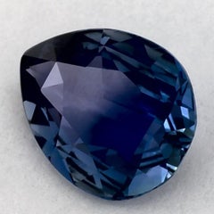 0.91 Karat Blauer Saphir Birne Loser Edelstein