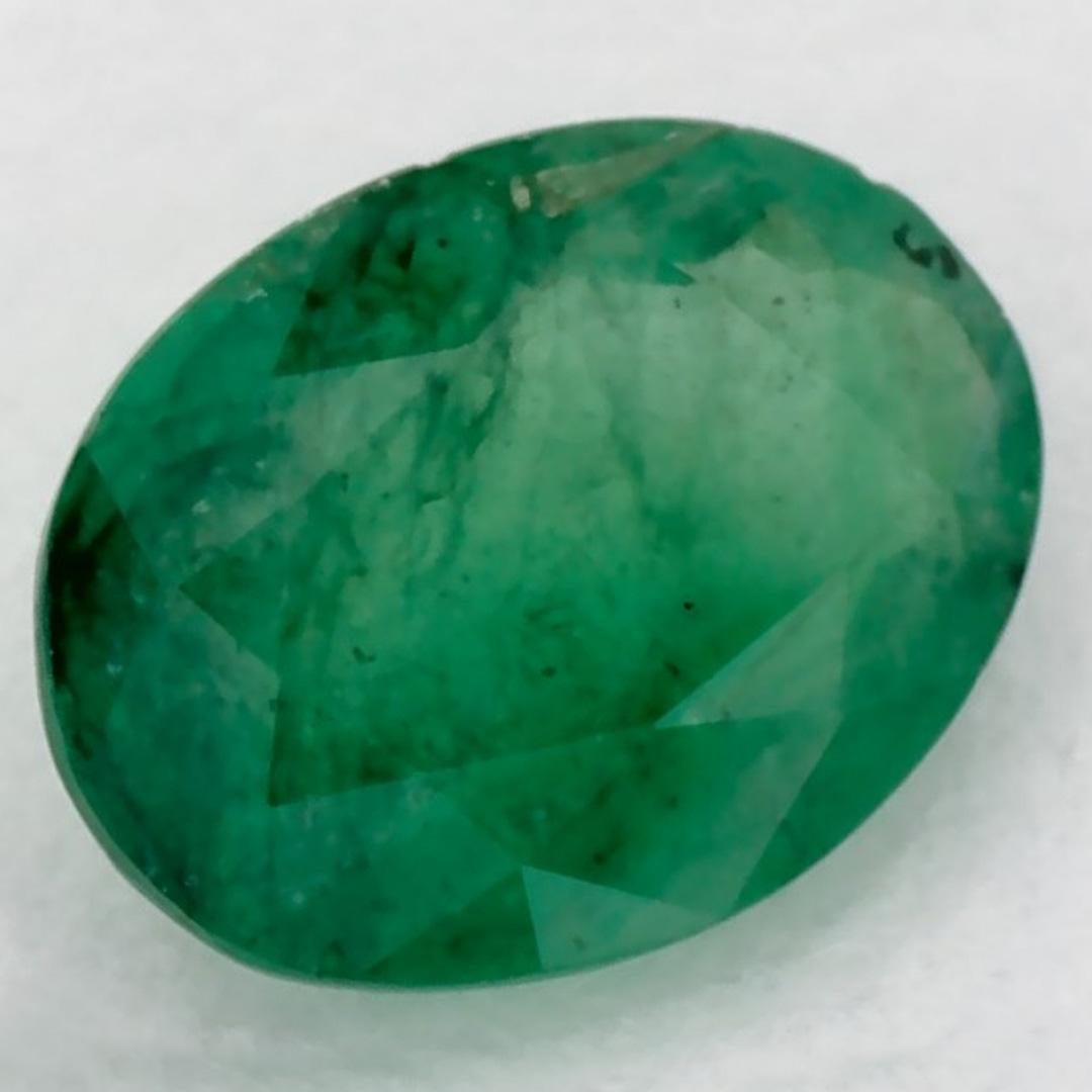 0.91 Karat Smaragd Oval Loser Edelstein (Ovalschliff) im Angebot