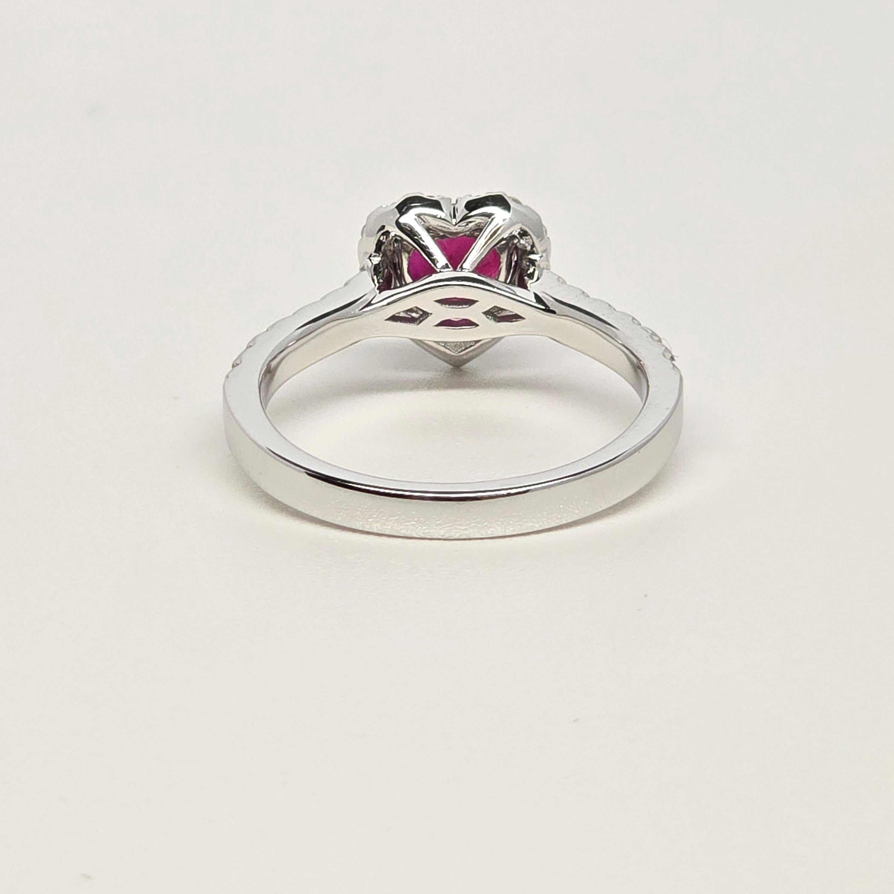 0.91ct Ruby diamond engagement ring 18KT gold UNTREATED In condizioni Nuovo in vendita a Jupiter, FL