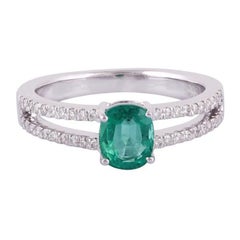 Bague en or blanc 18 carats avec émeraude de Zambie transparente de 0,92 carat et diamants