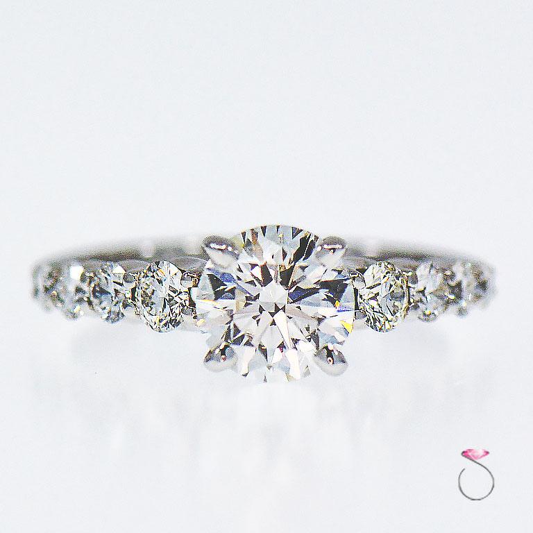 Round Cut 0.92 Carat H, VS1 Round Diamond Engagement Ring, GIA For Sale