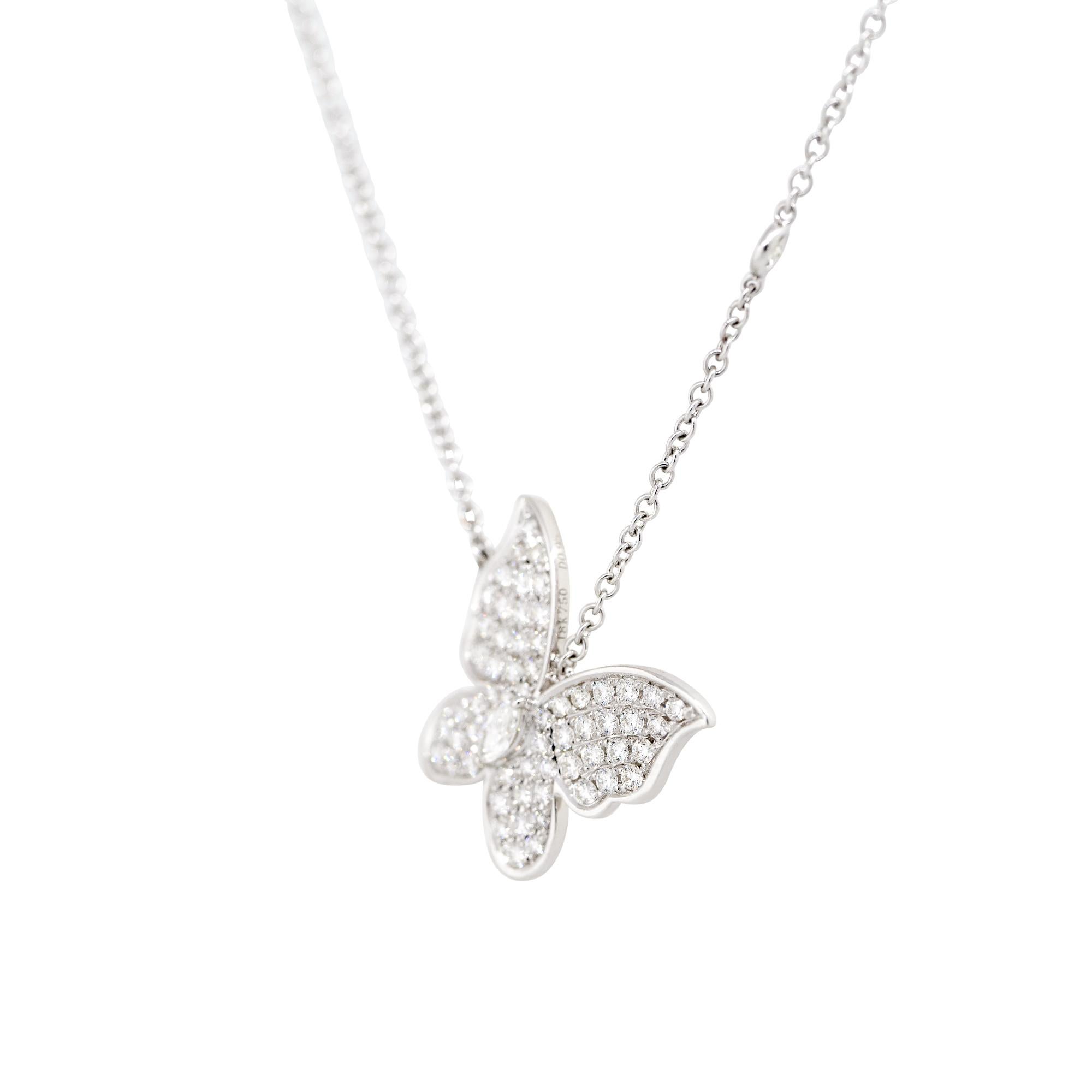 Modern 0.92 Carat Pave Diamond Butterfly Necklace 18 Karat For Sale