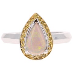 Bague en or blanc 14 carats avec opale taille poire de 0,92 carat et diamant jaune