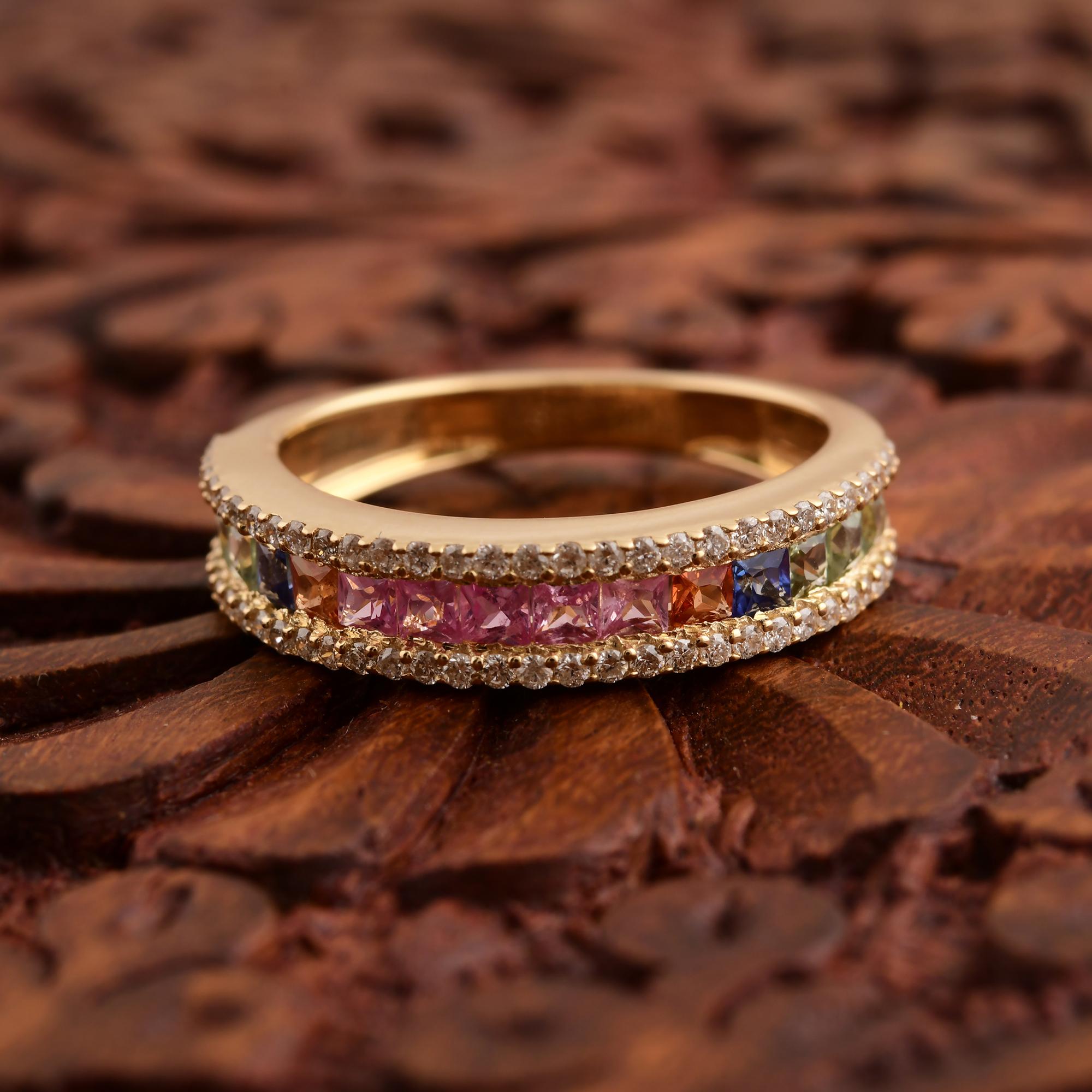 Modern 0.92 Carat Princess Cut Multi Sapphire Ring 0.37 Ct SI/H Diamond 14k Yellow Gold For Sale