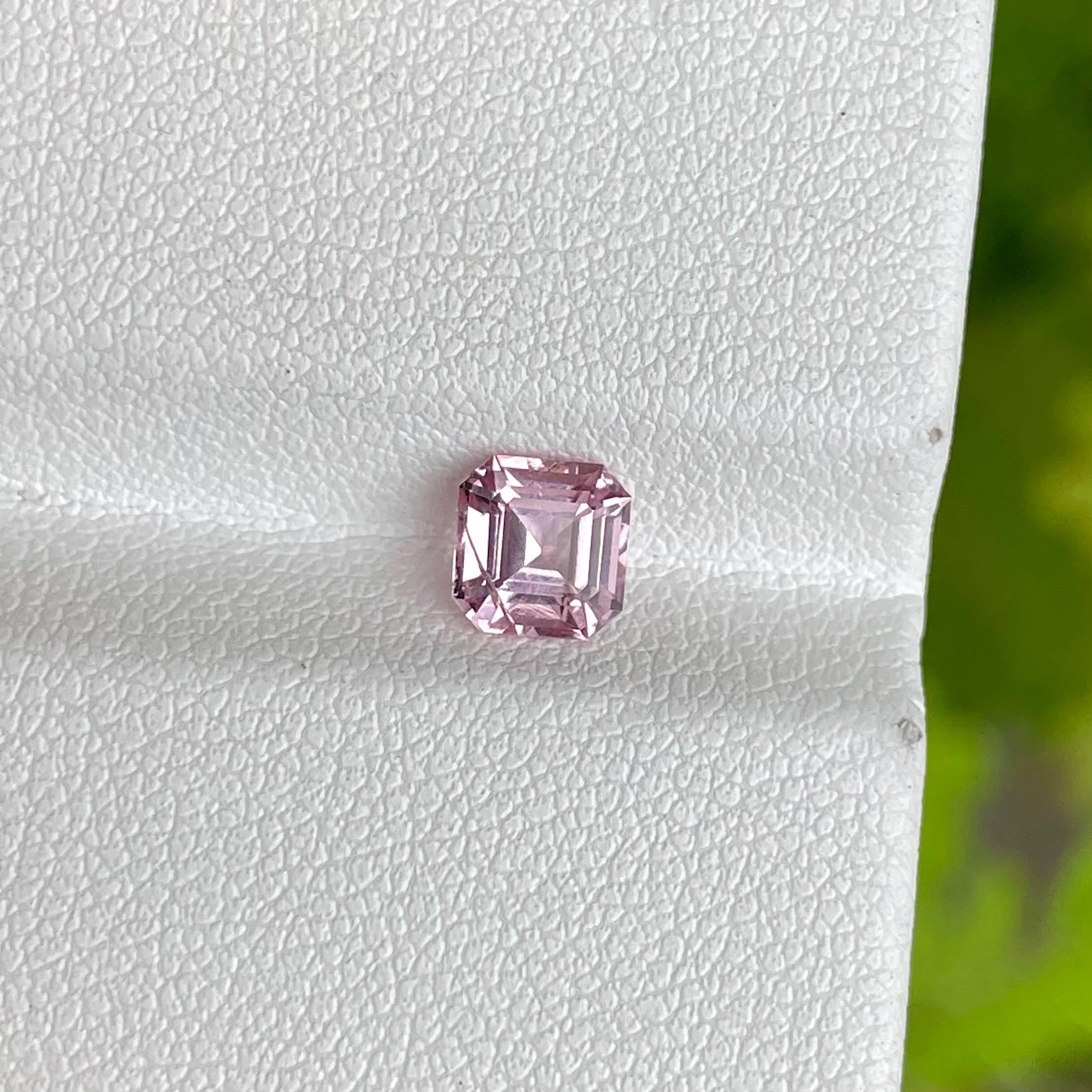 da uomo o donna 0.92 Carati Spinello Rosa Taglio Asscher Gemma Naturale Dal Tagikistan