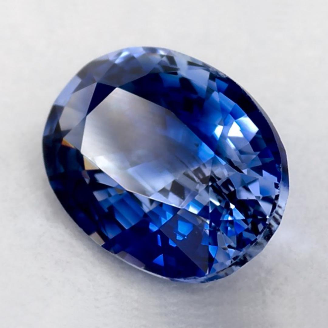 Una pietra natale di settembre molto preziosa con un delizioso colore blu. Si ritiene che portino fortuna e fortuna alla vita.

Esplora la vivace collezione di smeraldi, rubini e zaffiri nel nostro negozio, disponibili come gemme sciolte e