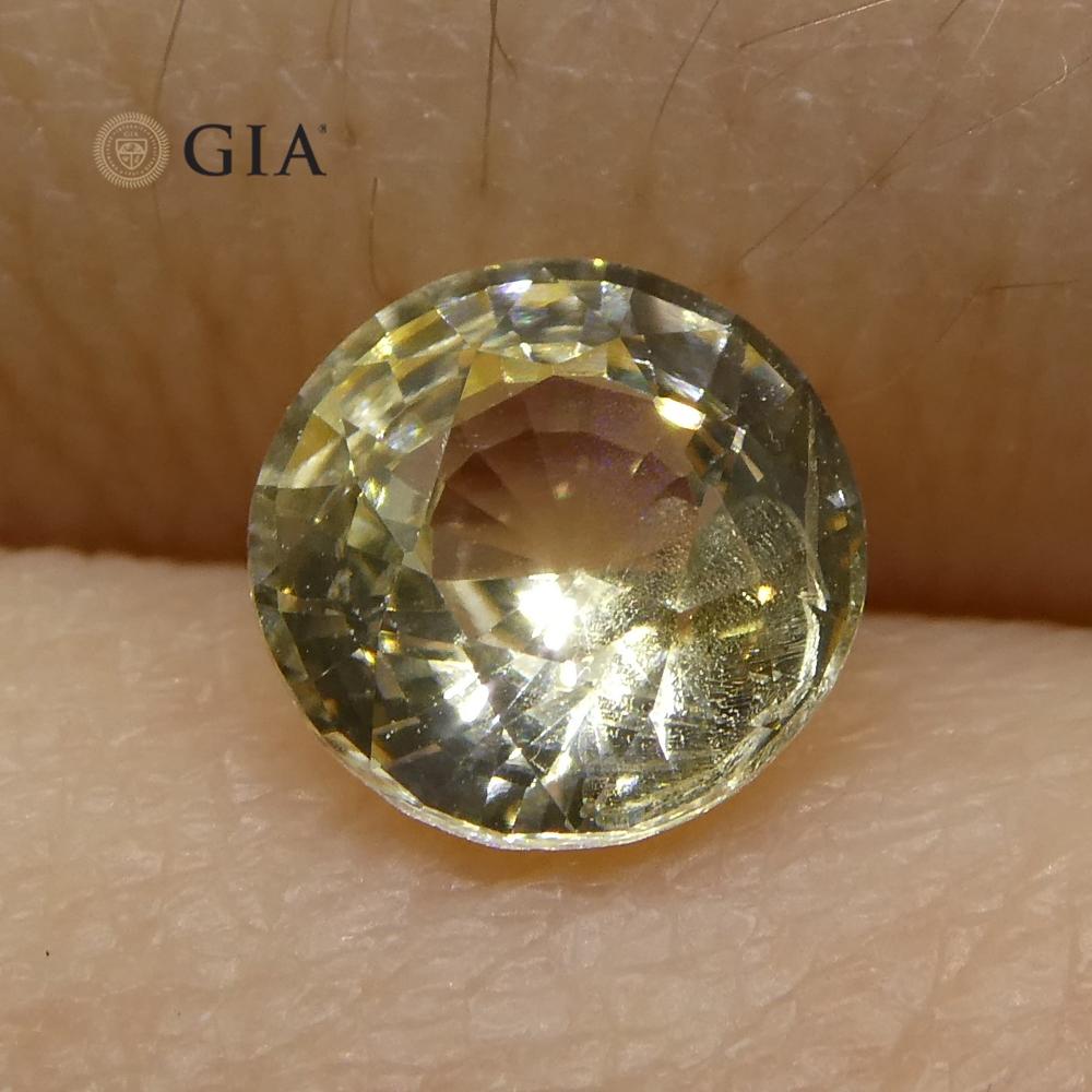 0.92 ct Round Pastel Yellow Sapphire GIA Certified Sri Lankan Unheated For Sale 2