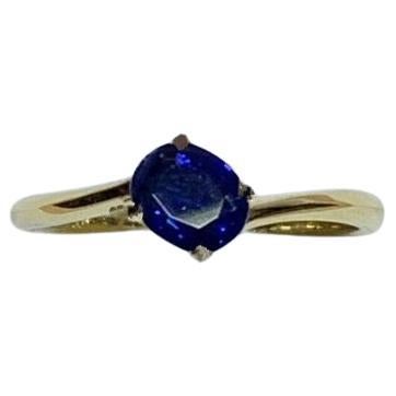 0.92ct Ceylon Sapphire Solitaire Engagement Ring 18ct Yellow Gold For Sale