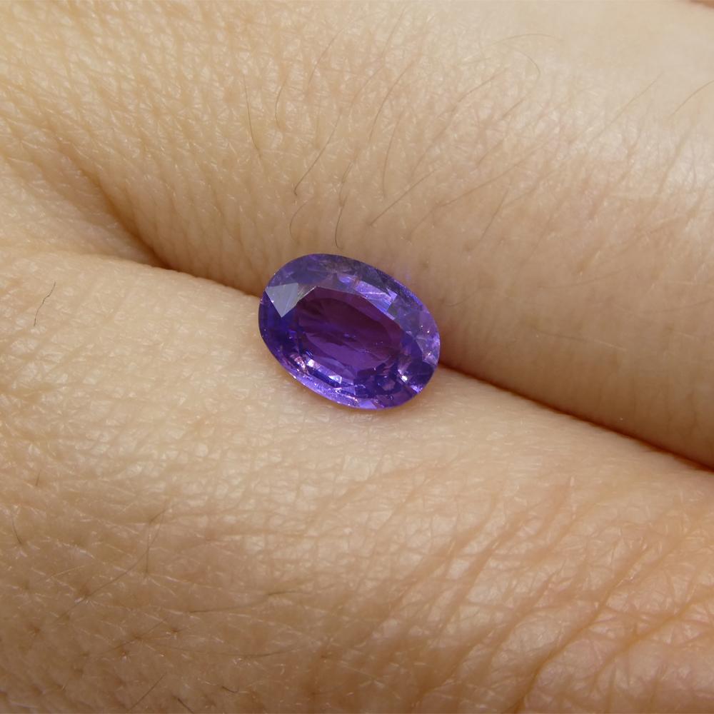 Saphir violet ovale 0.92 carat non chauffé de Madagascar en vente 4