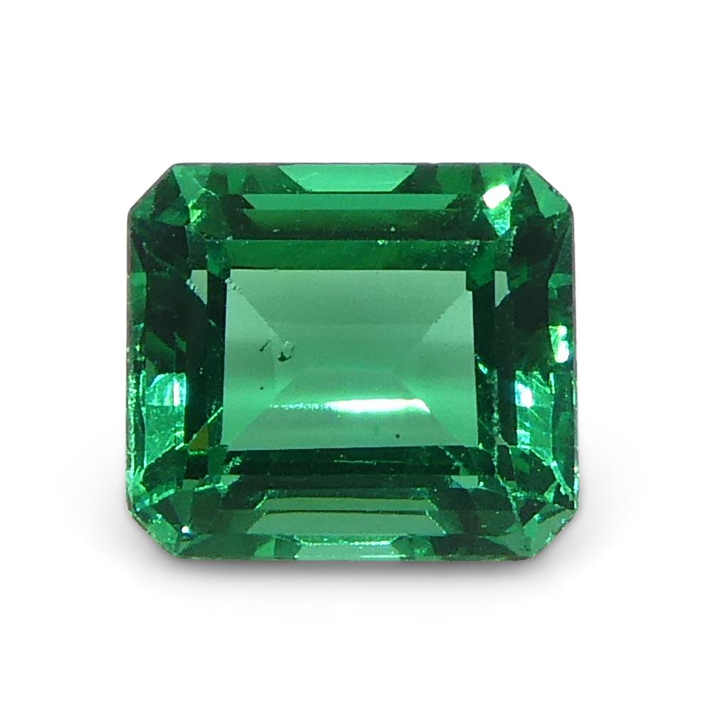 0.92ct Rectangular/Emerald Cut Green Emerald from Colombia For Sale 1
