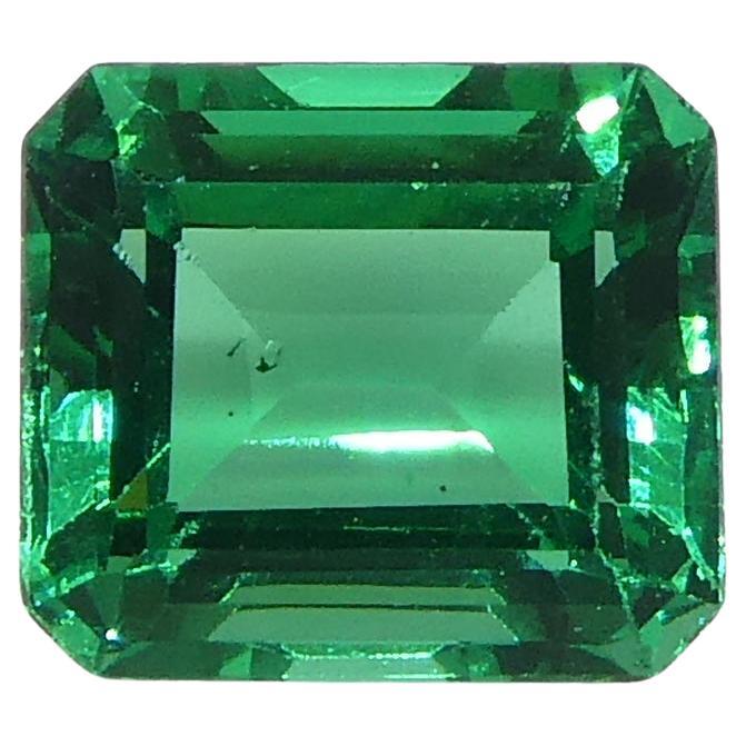 0.92ct Rectangular/Emerald Cut Green Emerald from Colombia For Sale