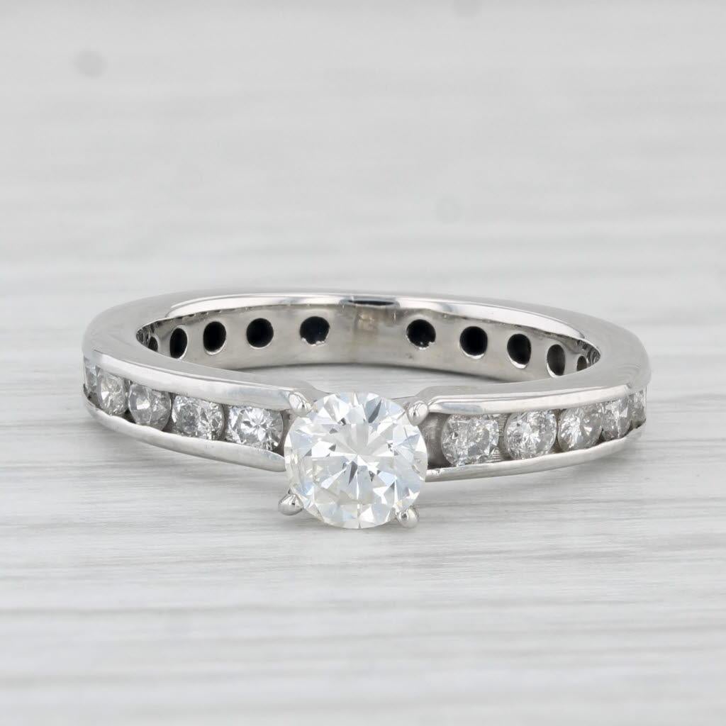 0.92ctw Diamond Engagement Ring Platinum Size 5.25 Round Solitaire w/ Accents In Good Condition For Sale In McLeansville, NC