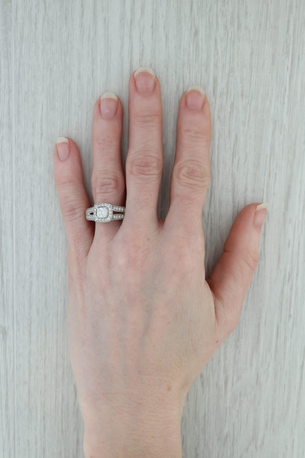 0.92ctw Princess Diamond Halo Engagement Ring 14k White Gold Size 7.25 3