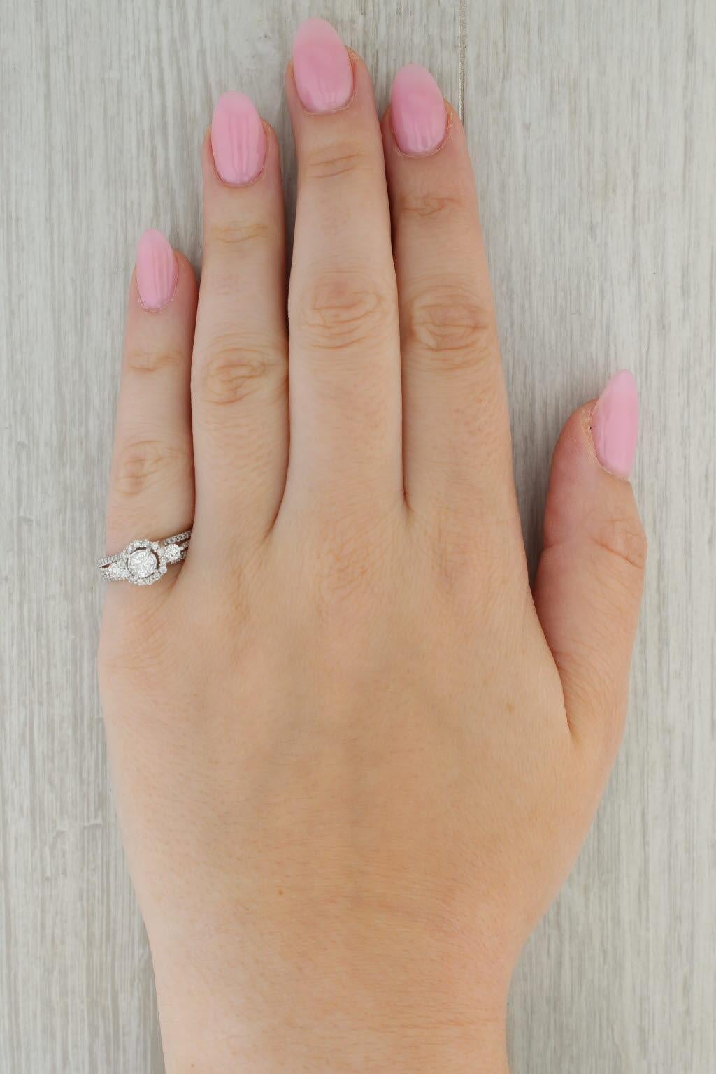 0.92ctw Round Diamond Halo Engagement Ring 14k White Gold Size 7 Bridal For Sale 4