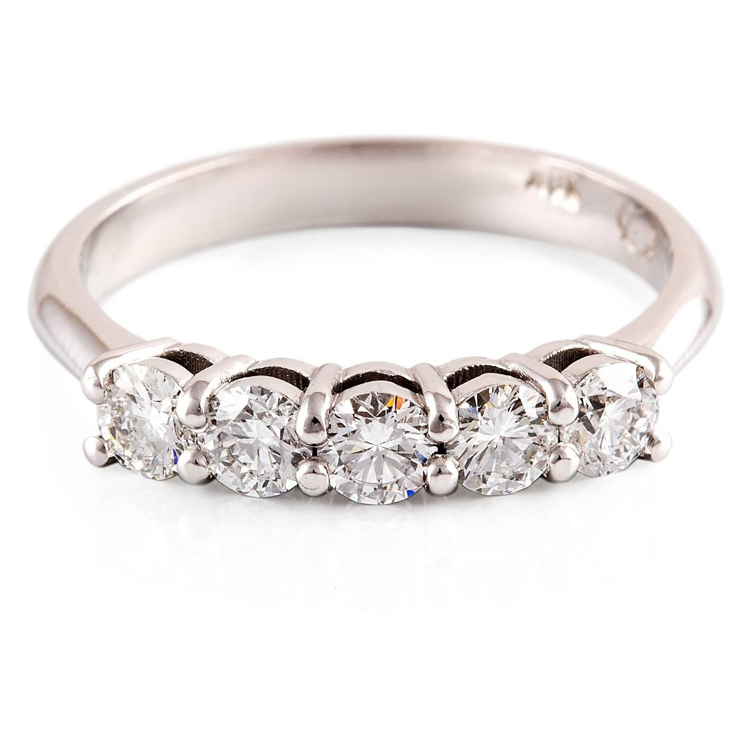 Art Deco 0.93 Carat Round Brilliant Cut Diamond Bridal Ring in 18 Carat White Gold For Sale