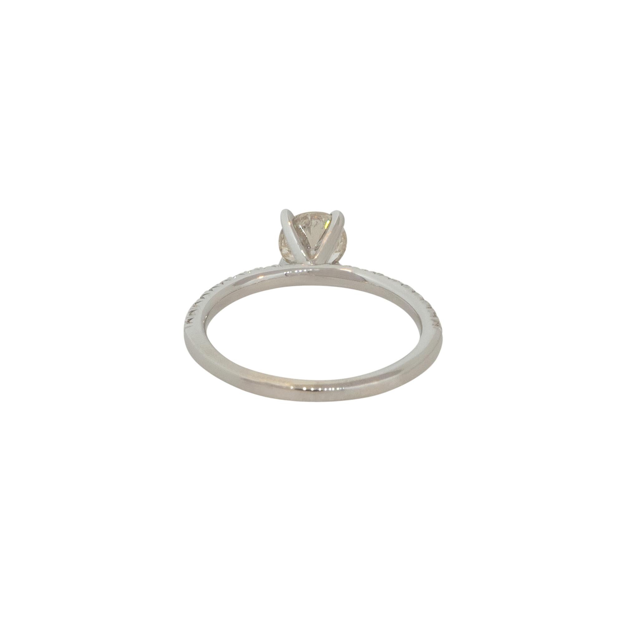 Women's or Men's 0.93 Carat Round Diamond Solitaire Engagement Ring 14 Karat in Stock For Sale