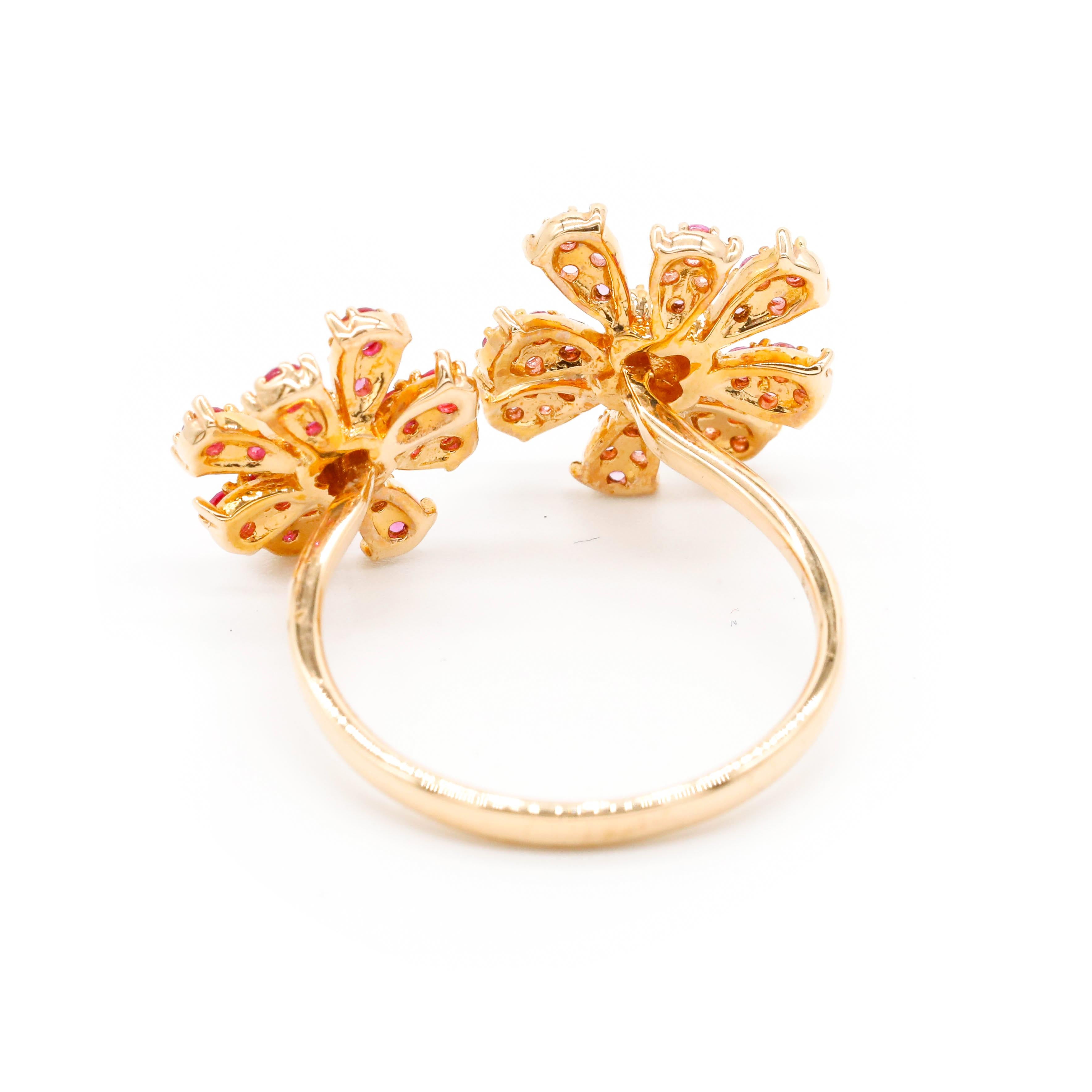 Round Cut 0.93 Ct Diamond Ruby Pink Sapphire Pave Daisy Flower 14K Yellow Gold Ring