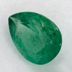 Gema suelta de pera esmeralda de 0.93 qt
