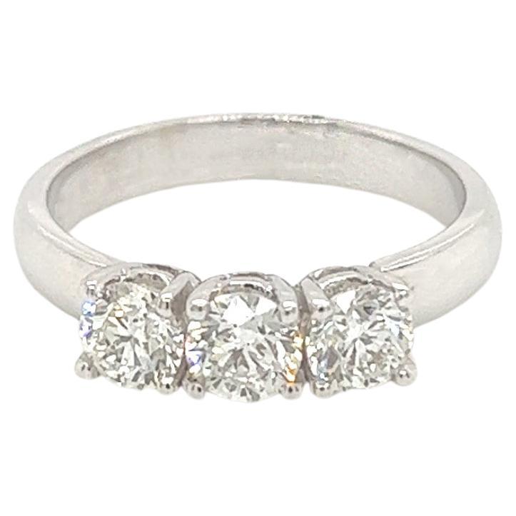 0.93 Carat Three Stone Trilogy Diamond Ring For Sale
