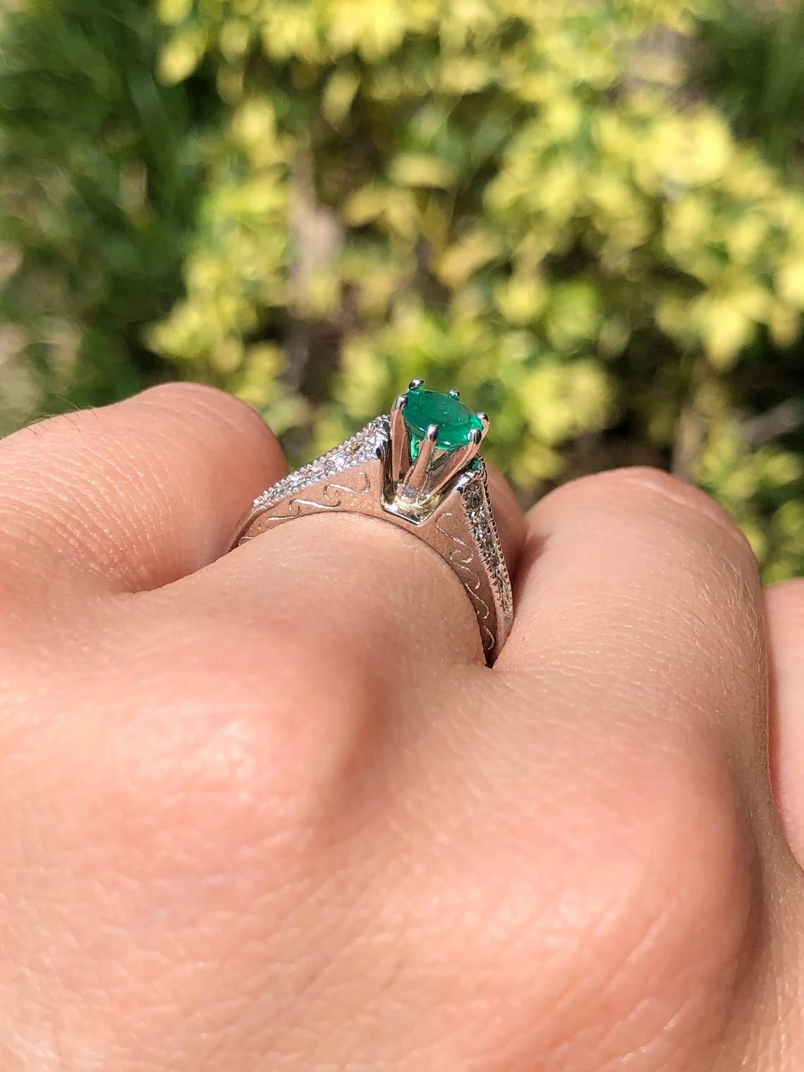 0.93tcw 14K Colombian Emerald-Round Cut & Diamond Engagement Ring For Sale 1