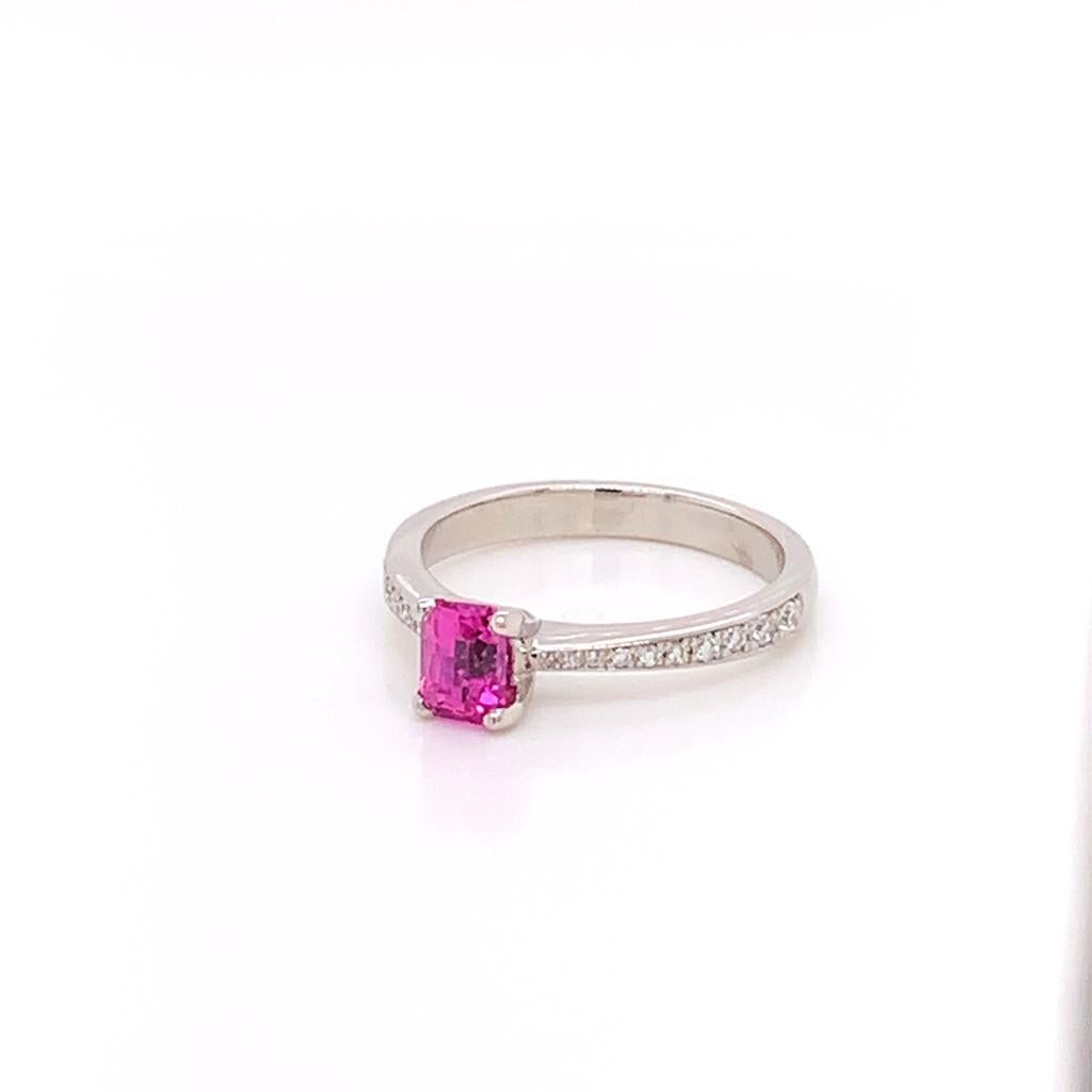 Women's 0.94 Carat Cushion Cut Pink Sapphire with Shoulder Diamonds in Platinum For Sale