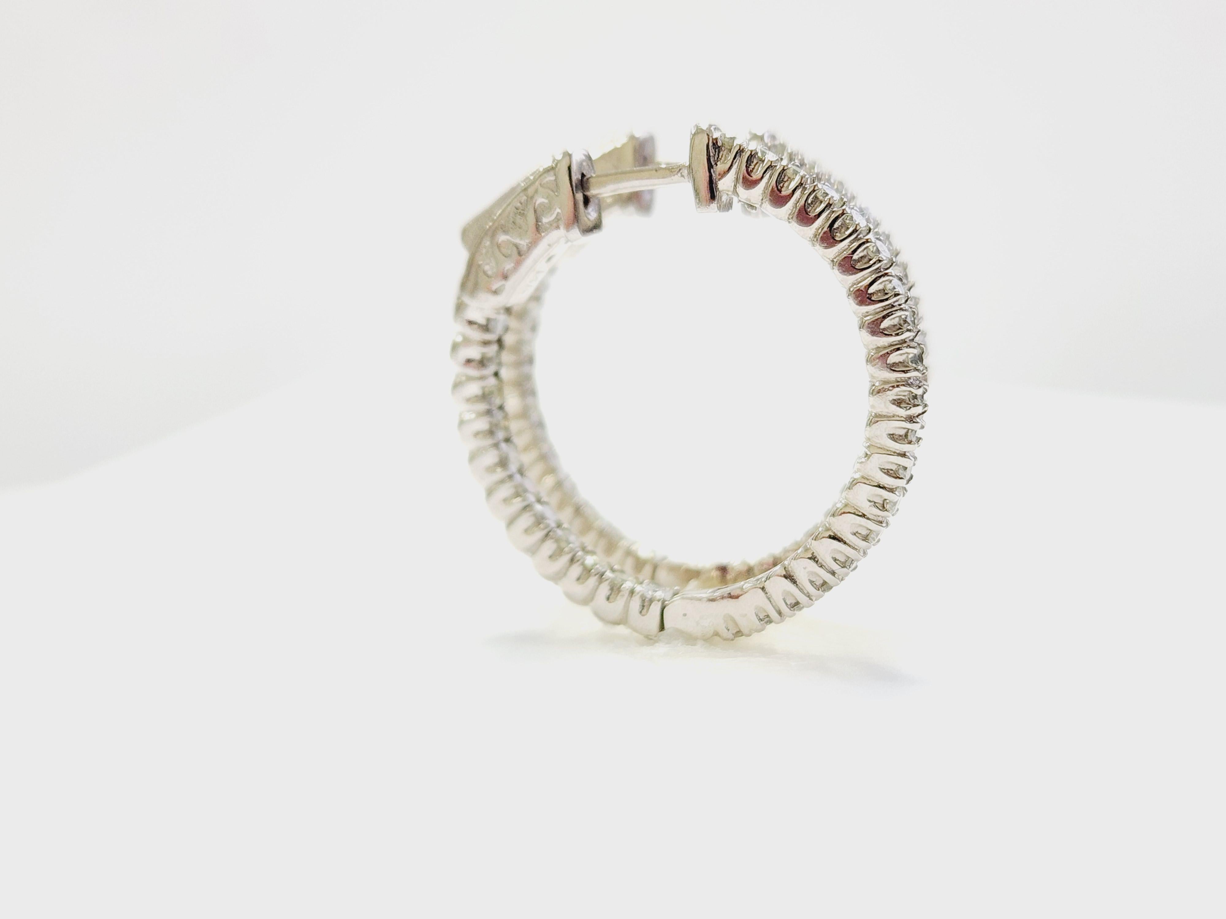 Round Cut 0.95 Carat Natural Diamond Hoops Earrings 14 Karat White Gold 1 Inch For Sale