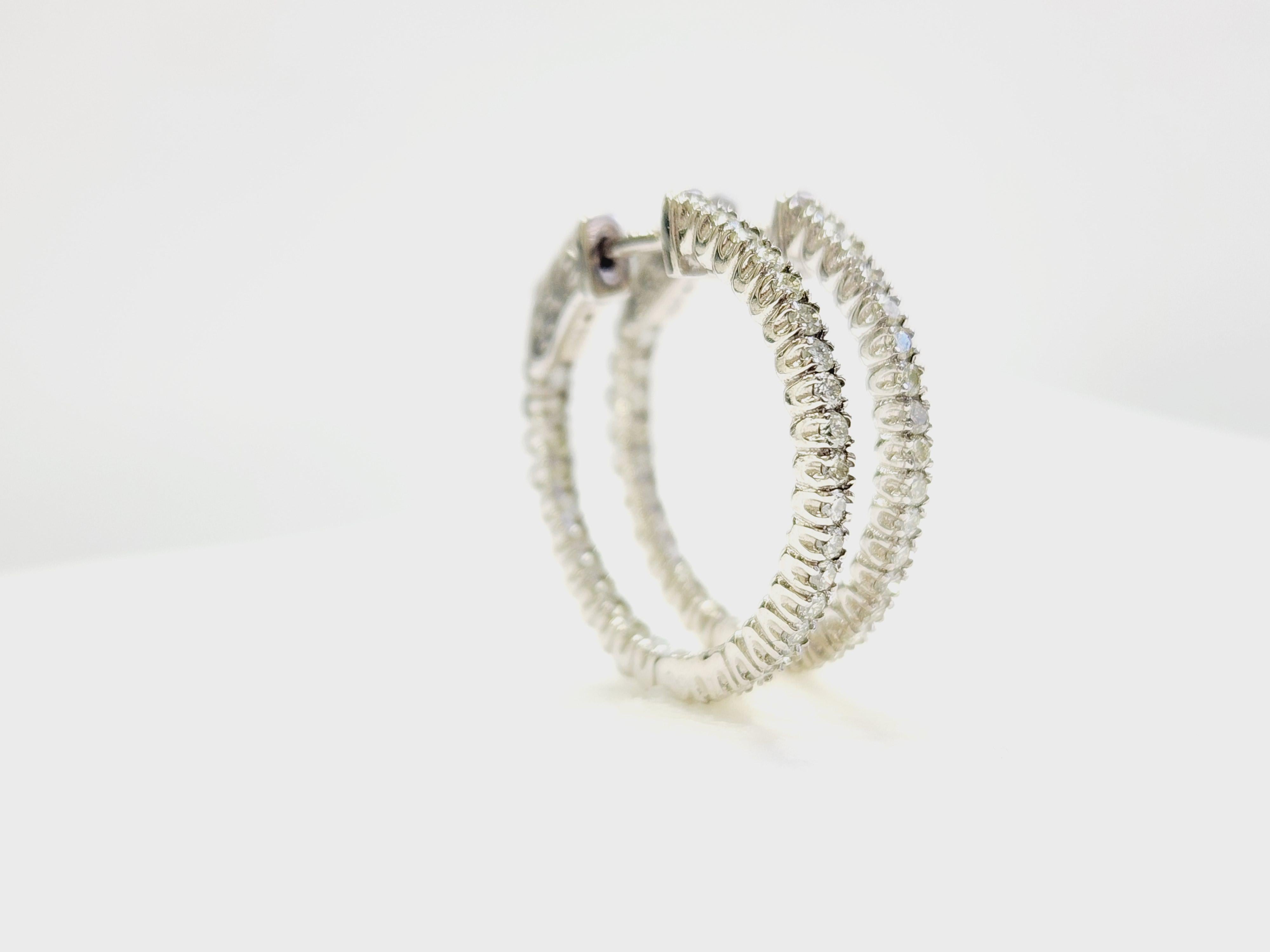 Women's 0.95 Carat Natural Diamond Hoops Earrings 14 Karat White Gold 1 Inch For Sale