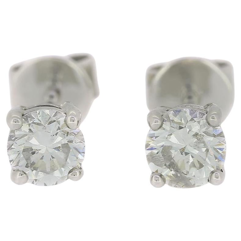 0.94 Carat Diamond Stud Earrings For Sale