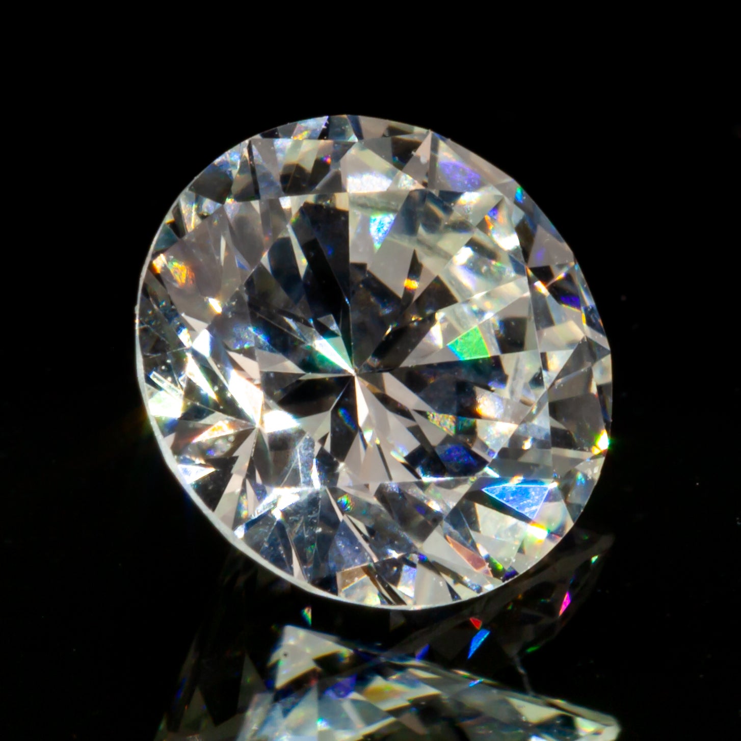 0,94 Carati sciolti I/ VS2 Diamante rotondo taglio brillante certificato GIA

Informazioni generali sul diamante
Numero di rapporto GIA:5182298818
Taglio del diamante: Brillante rotondo
Misure: 6.44  x  6.40  -  3.77 mm

Risultati della
