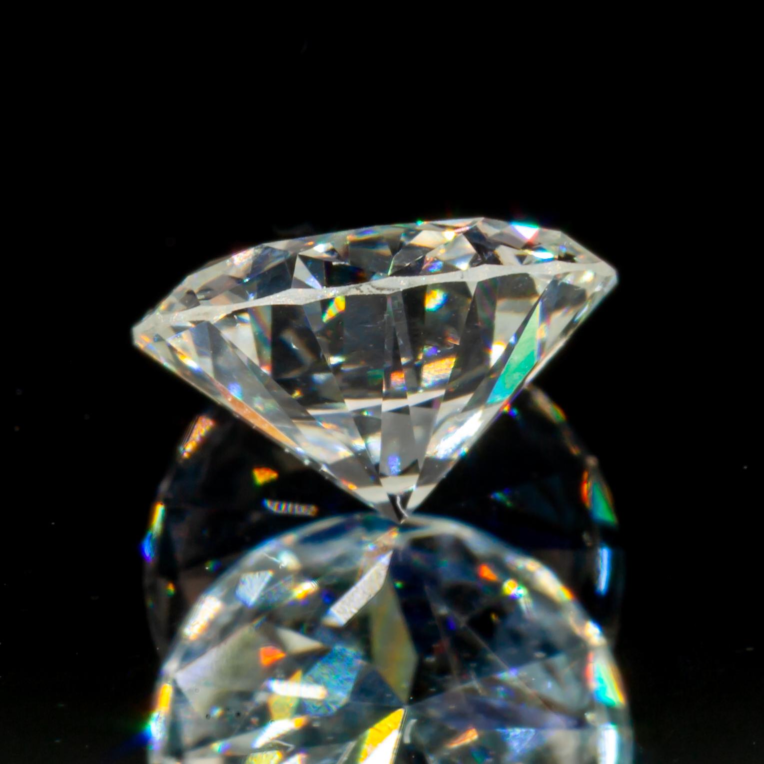 0,94 Carati sciolti I/ VS2 Diamante rotondo taglio brillante certificato GIA In condizioni ottime in vendita a Sherman Oaks, CA