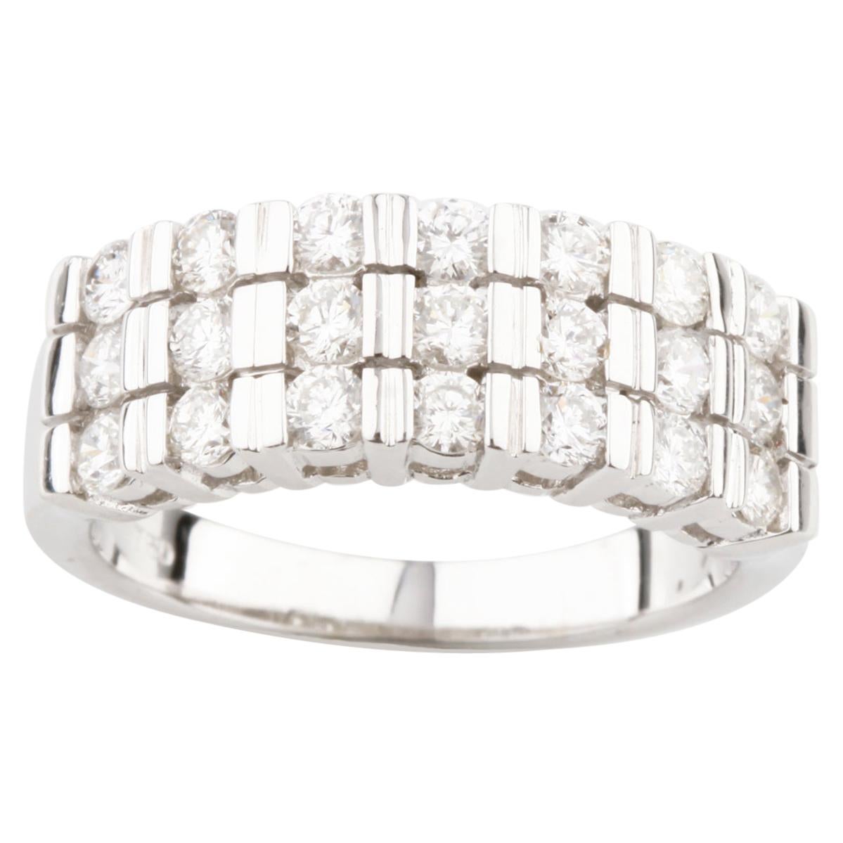 0.94 Carat Round Diamond Plaque Ring in White Gold