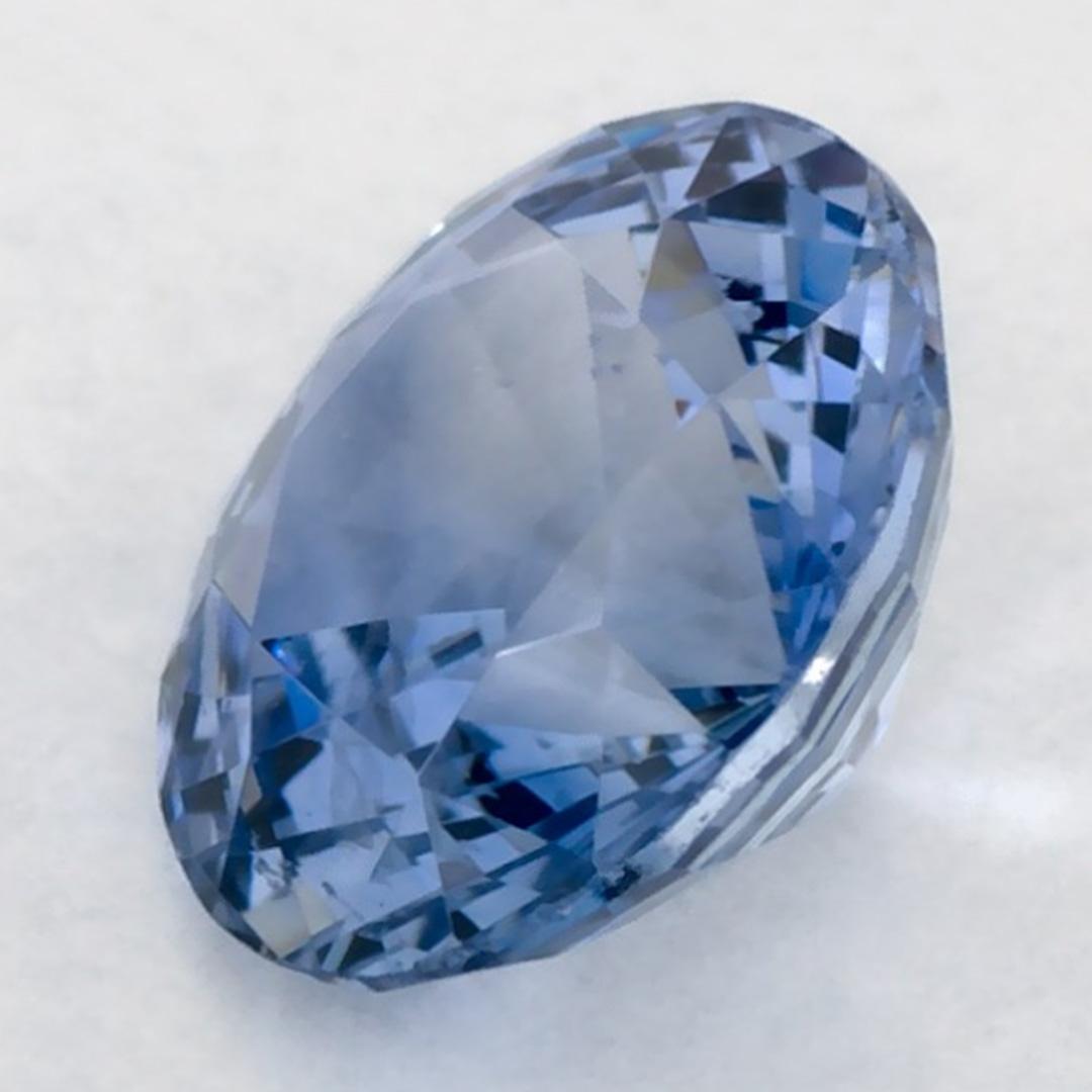Ein sehr wertvoller September-Geburtsstein mit einer bezaubernden blauen Farbe. Man glaubt, dass sie dem Leben Glück und Reichtum bringen.

Entdecken Sie die lebendige Kollektion von Smaragden, Rubinen und Saphiren in unserem Geschäft, die als lose