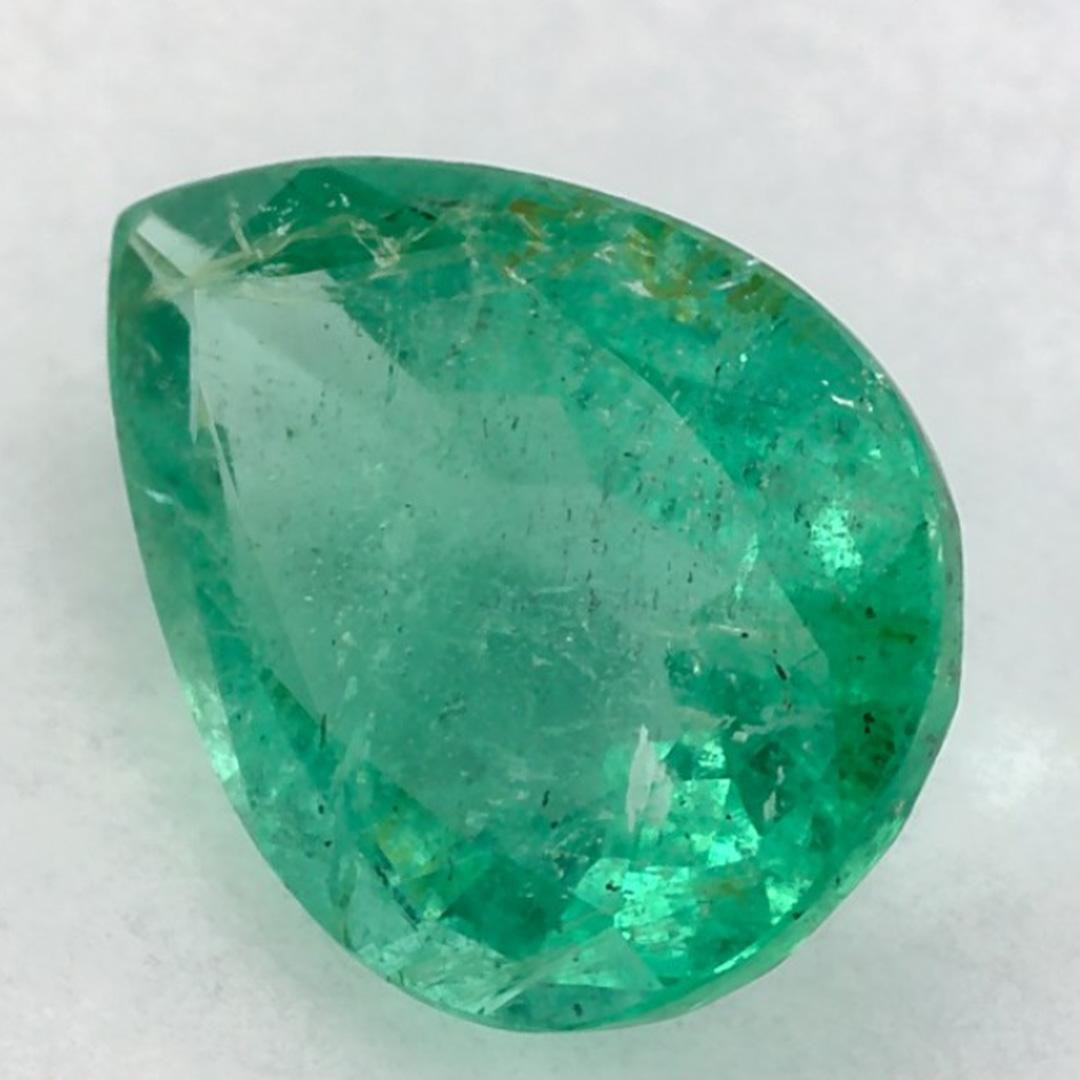 Experience the timeless beauty of this natural emerald, featuring a vibrant green hue with natural character. Perfect for custom engagement rings, elegant pendants, or heirloom-quality jewelry pieces.

🔹 Treatment: Oil (common trade practice)

✨