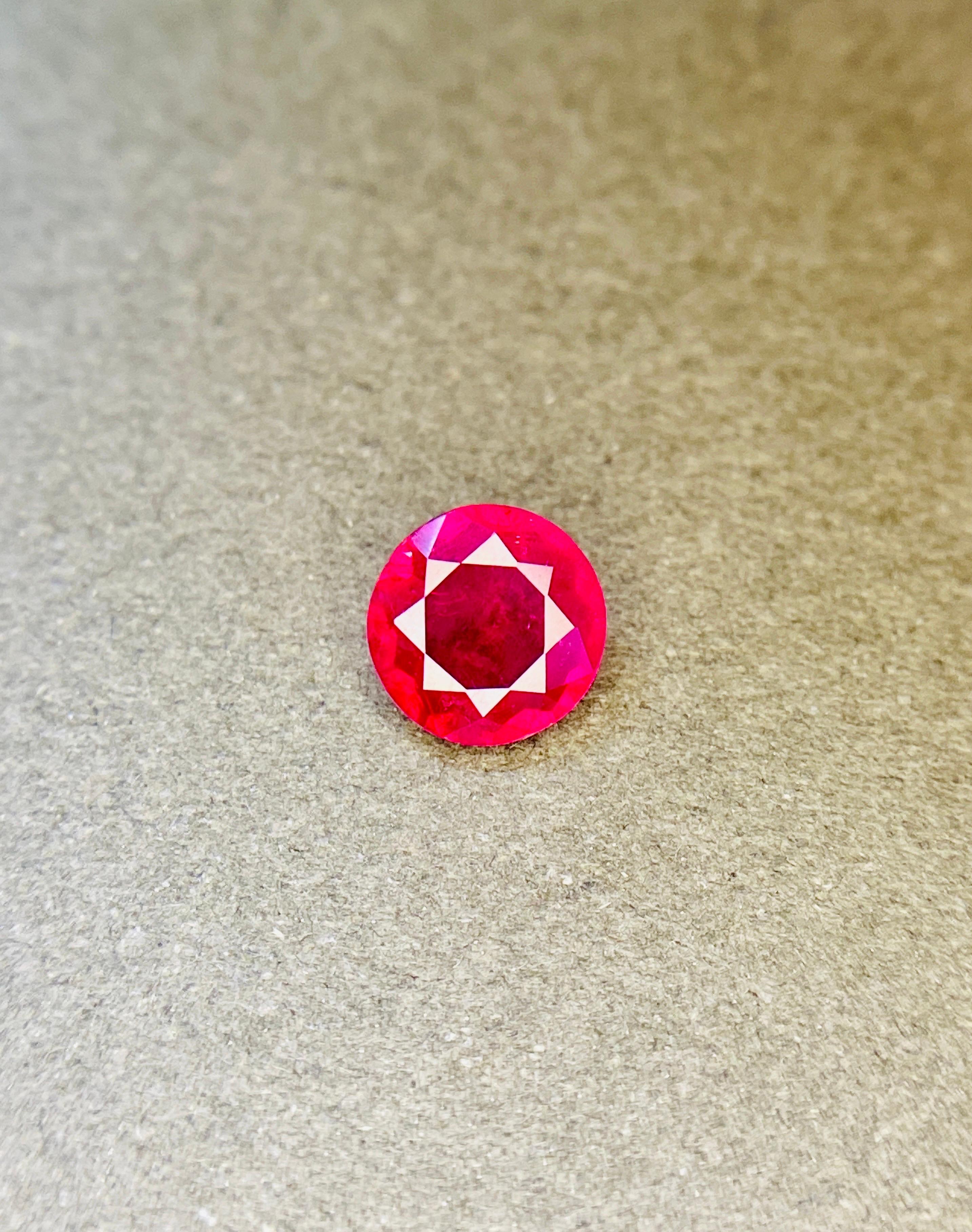 0,94 Ct Certificato Guild Rubino di Burma Non Riscaldato Colore sangue di piccione in vendita 1