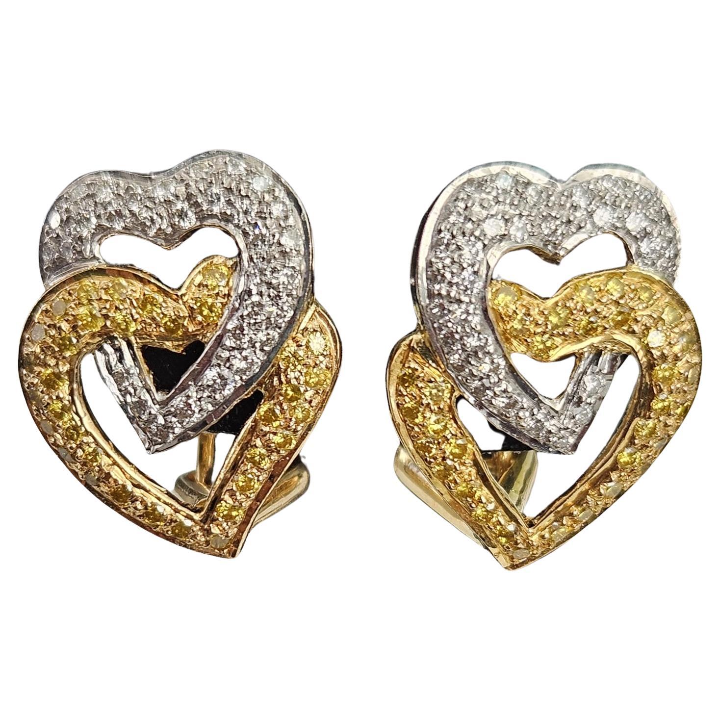 0.94 cts Canary and White Diamond Heart Earrings For Sale