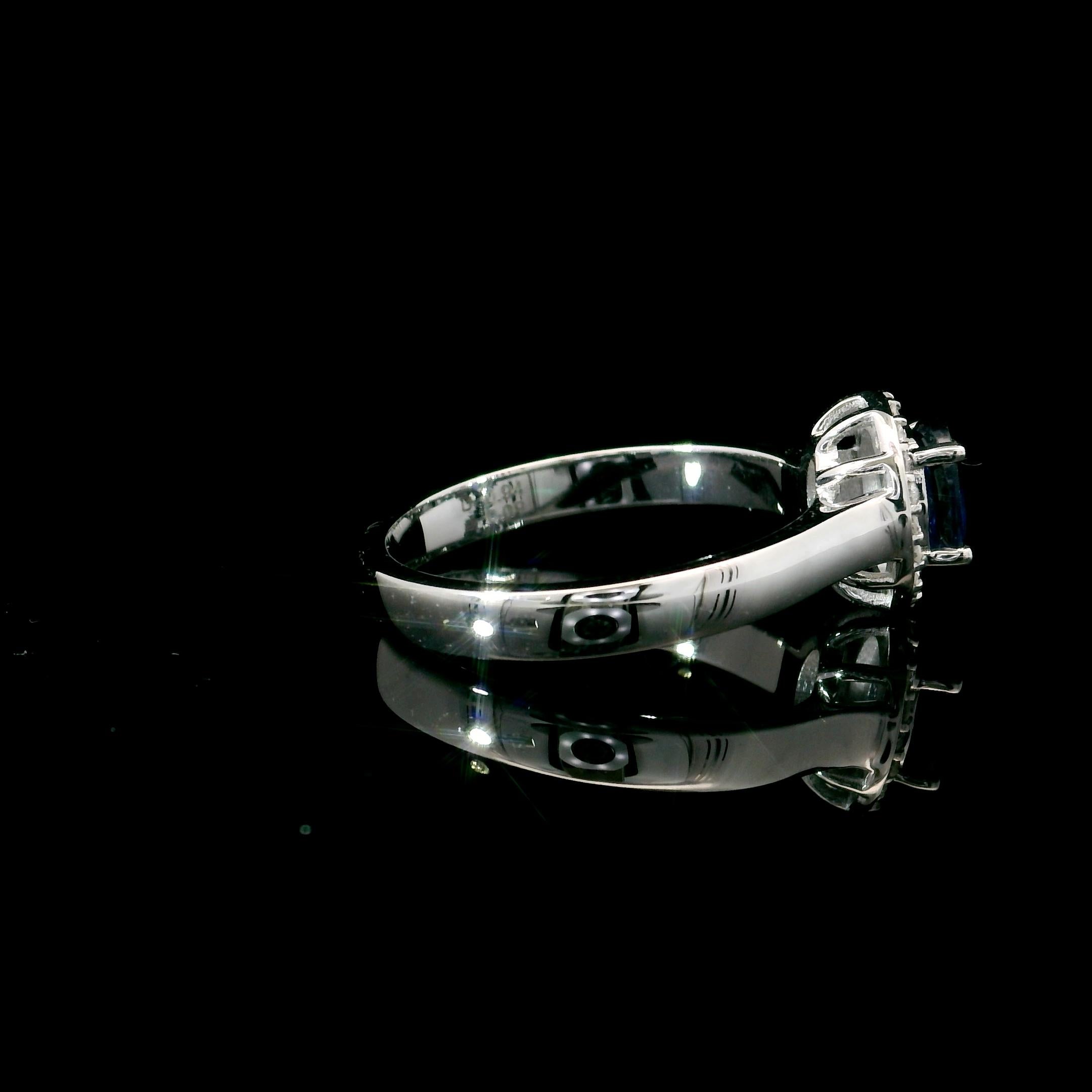0.94 cts sapphire rings For Sale 2