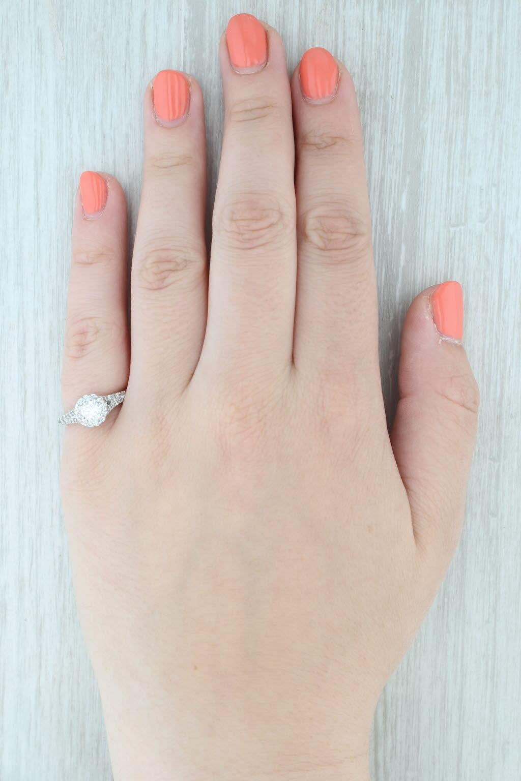 0.94ctw Diamante Redondo Halo Anillo de Compromiso 14k Oro Blanco Sz 6.75 GIA Catedral en venta 4
