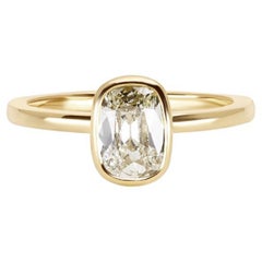 0.95 Carat Cushion Statement Brilliant White SI 14K White Gold Refined Light