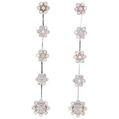 0.95 Carat Diamond Dangling 14 Karat White Gold Earrings