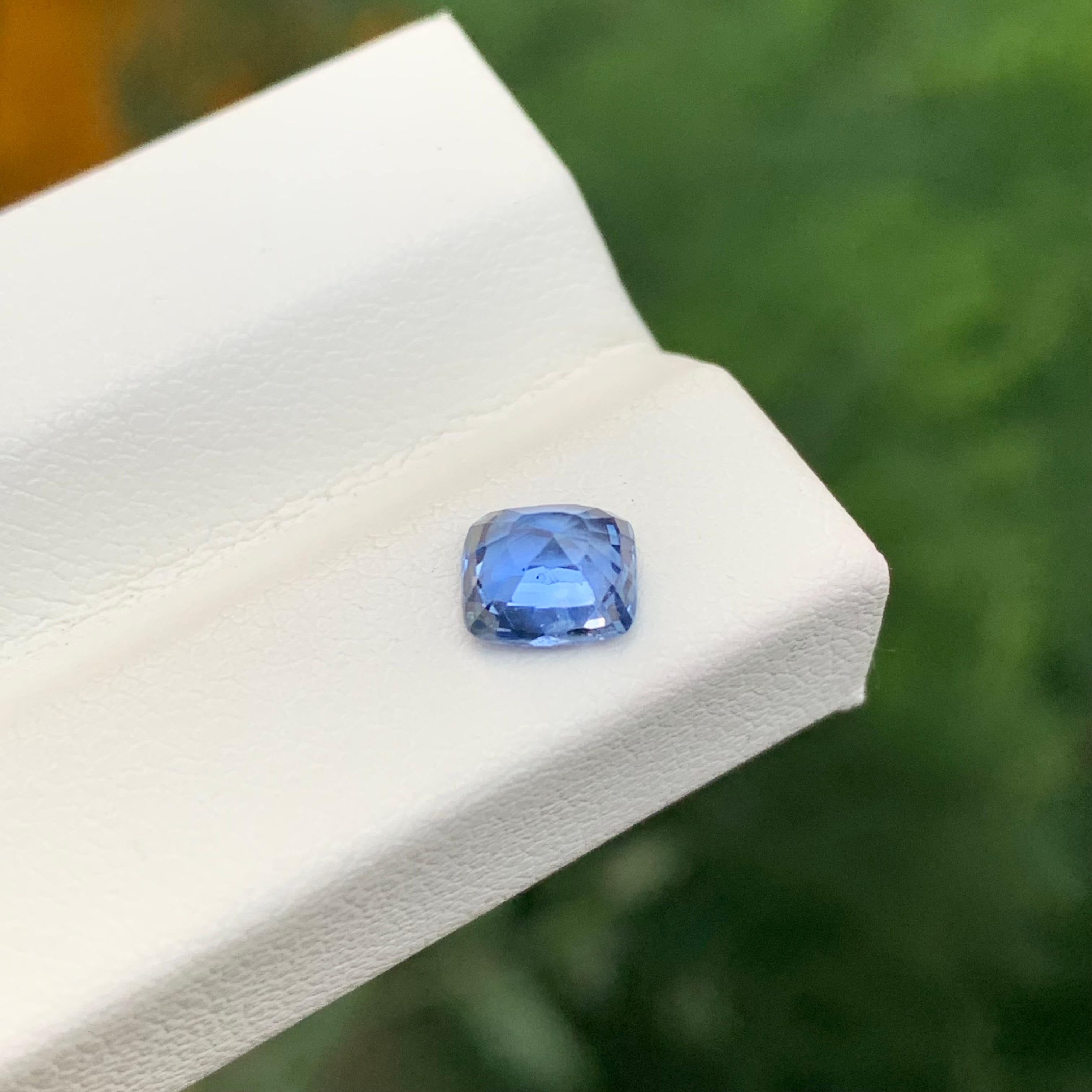 0,95 Karat Natürlicher Loser Blauer Saphir Edelstein aus Sri Lankan Mine im Angebot 5