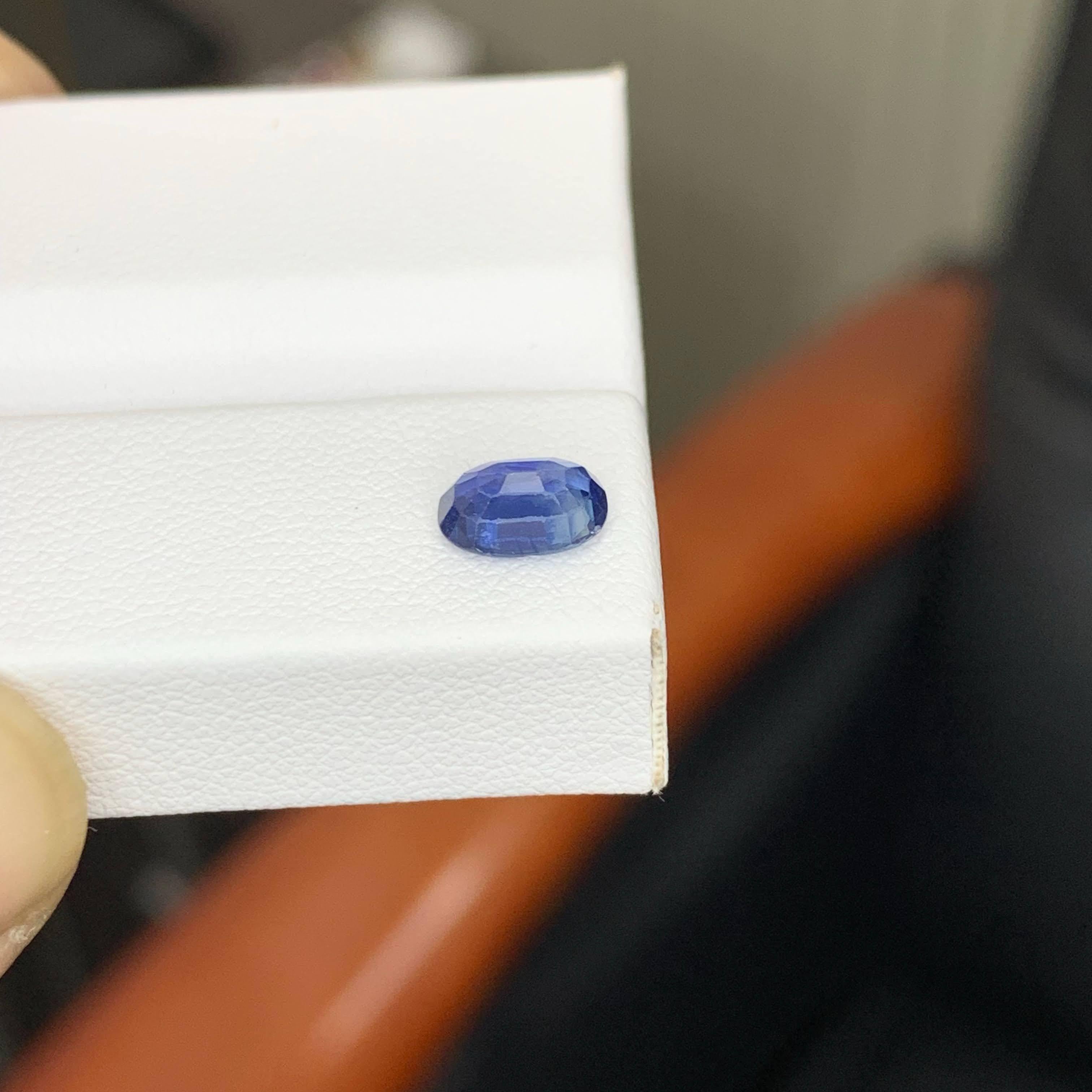 0.95 Carat Nature Loose Blue Sapphire Stone Oval Cut Sri Lankan Gemstone en vente 5