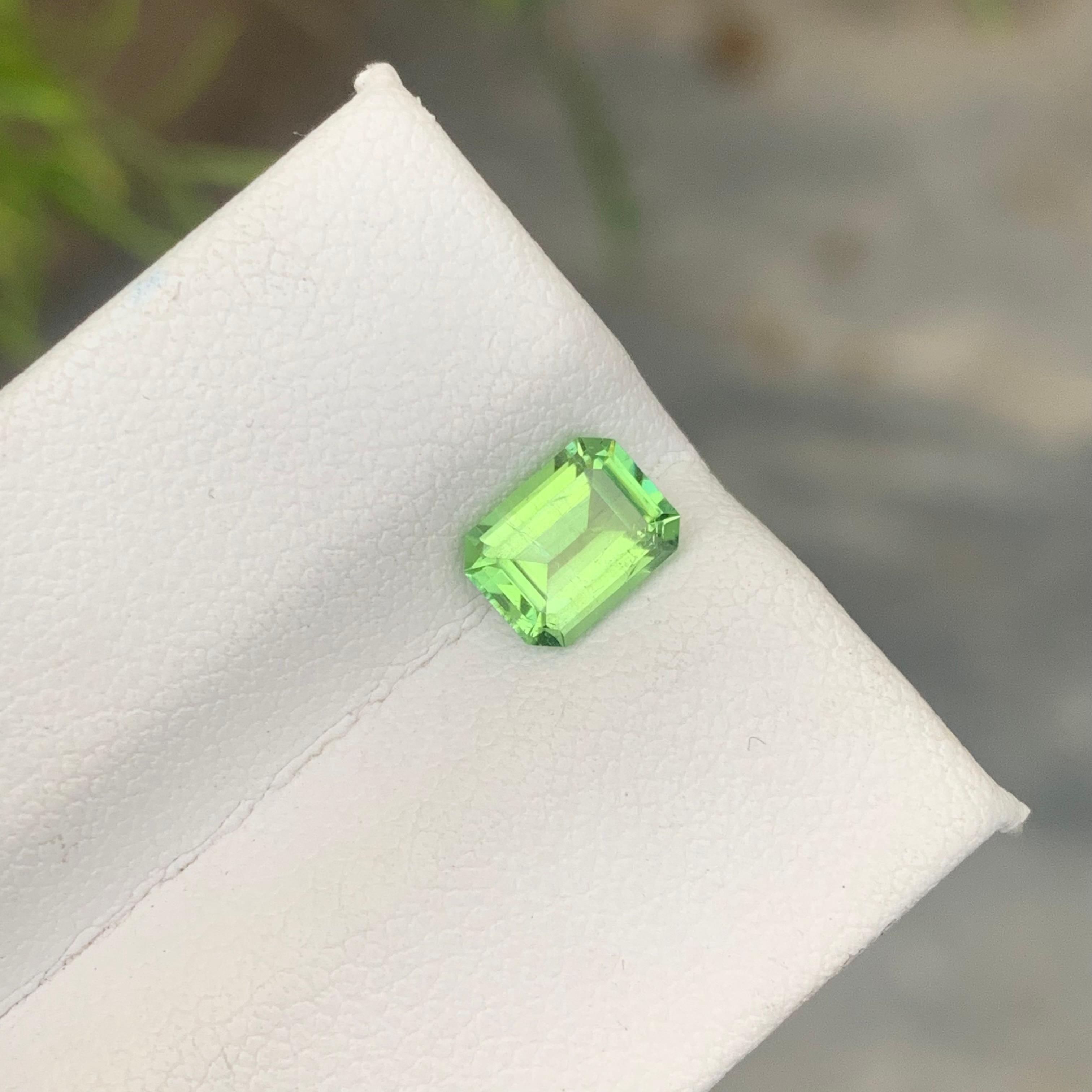 0.95 Carat Natural Loose Green Afghani Tourmaline Emerald Cut Gemstone for Ring For Sale 6