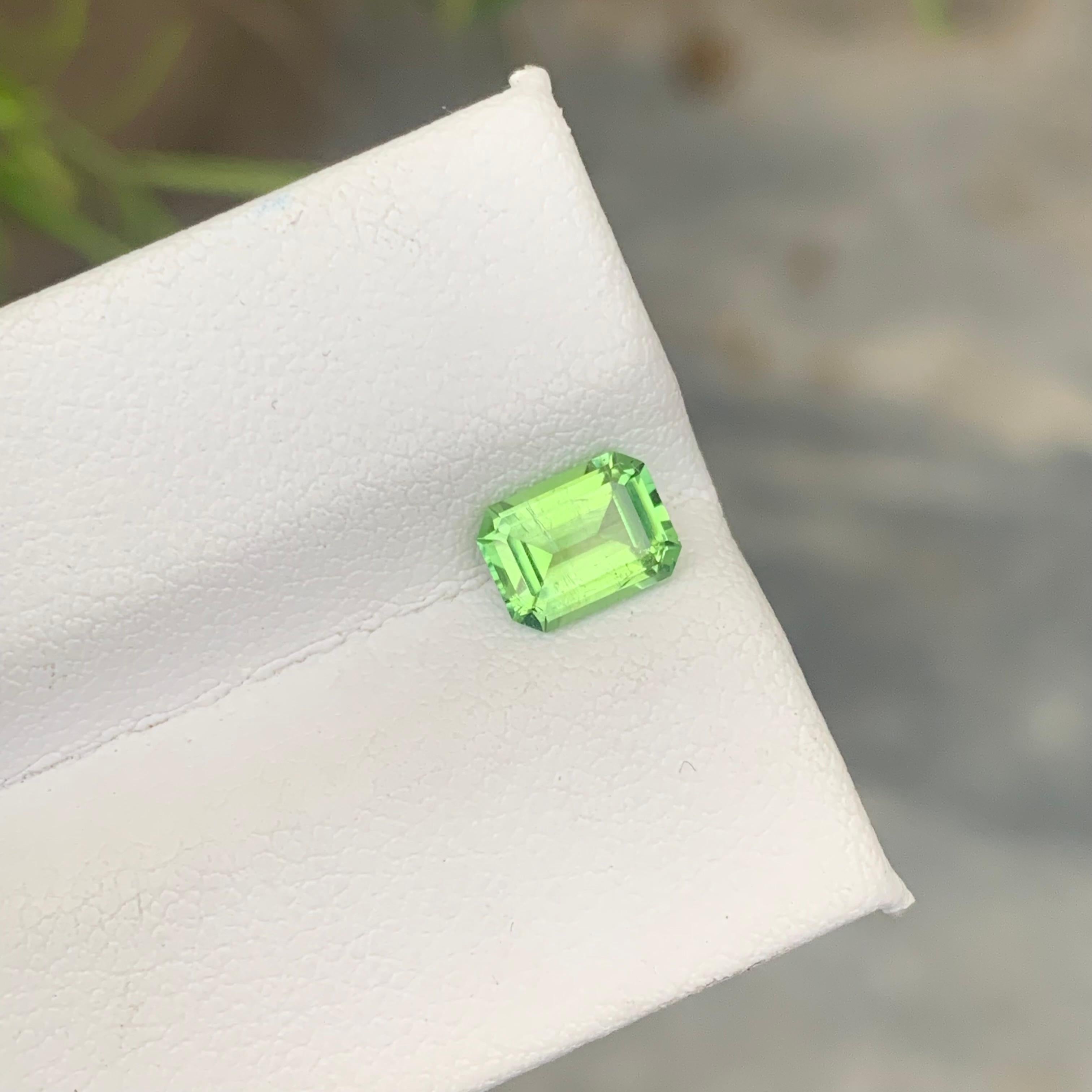 0.95 Carat Natural Loose Green Afghani Tourmaline Emerald Cut Gemstone for Ring For Sale 7